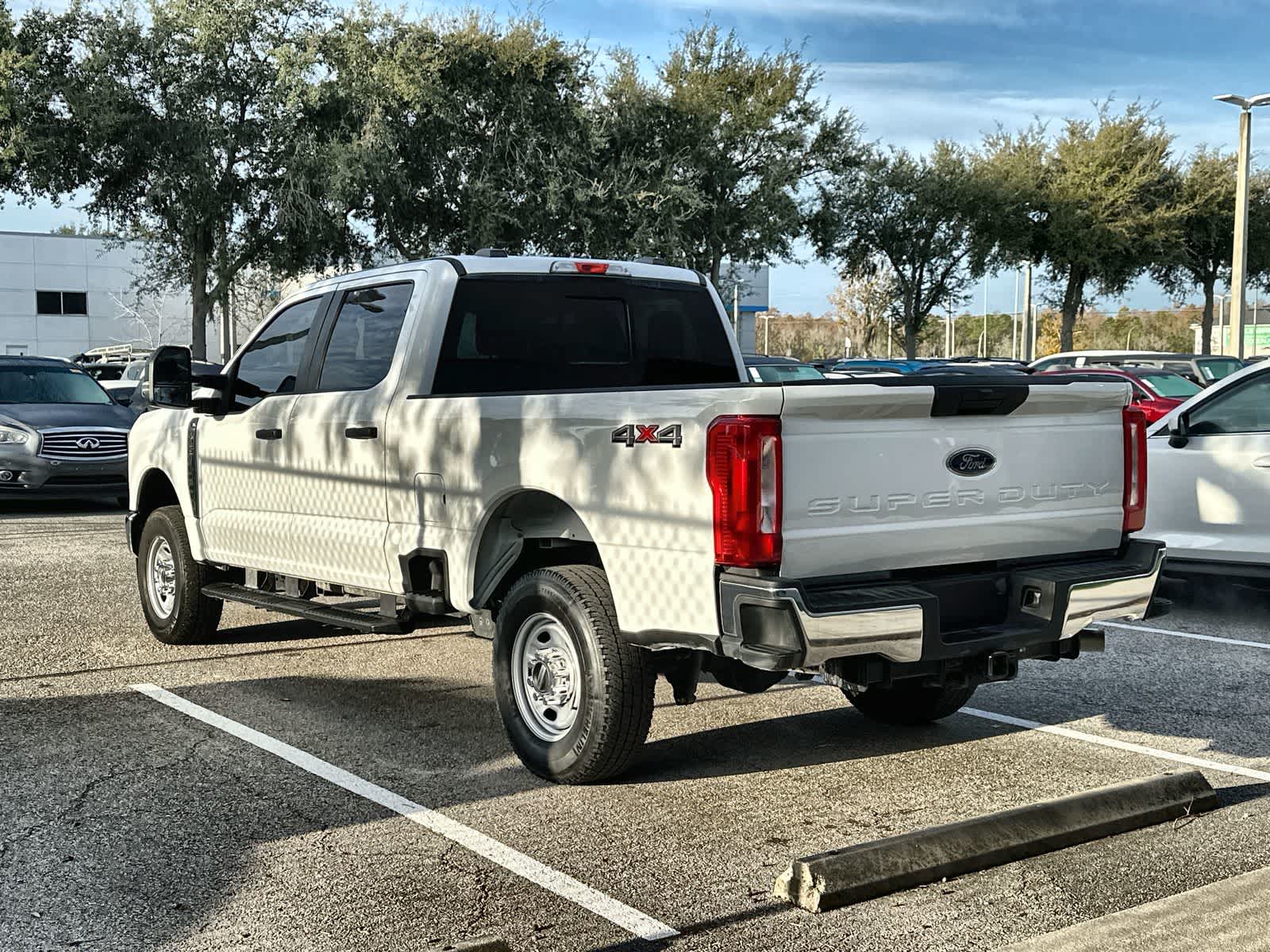 Thumbnail: 2024 Ford Econoline - 4