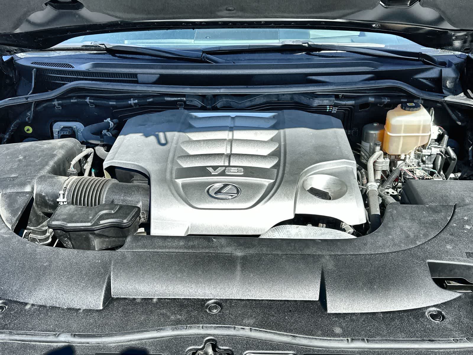 Thumbnail: 2021 Lexus LX - 13