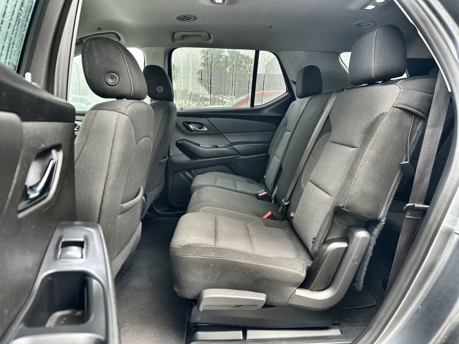 Thumbnail: 2021 Chevrolet Traverse - 4