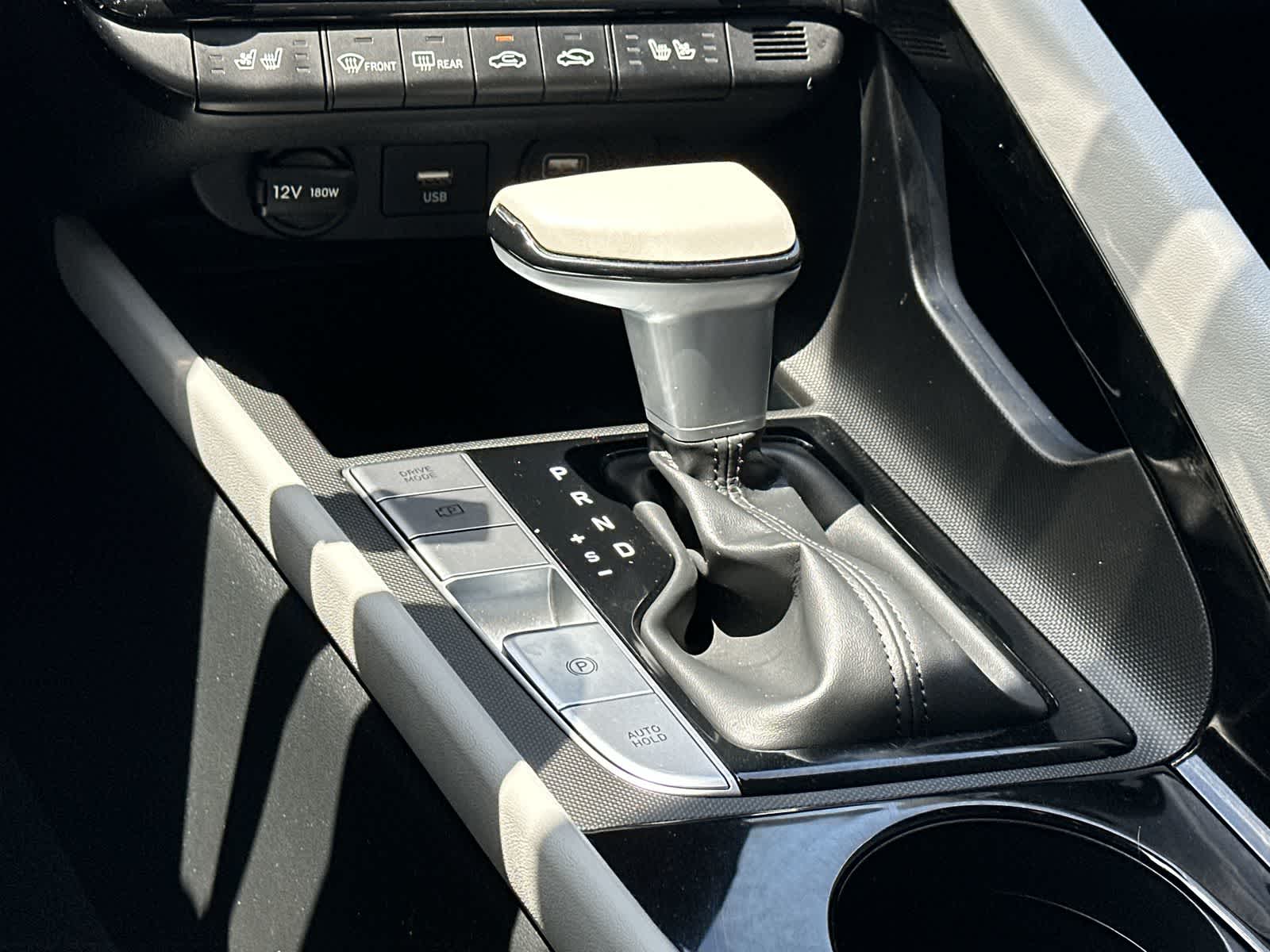 Thumbnail: 2023 Hyundai Elantra - 21