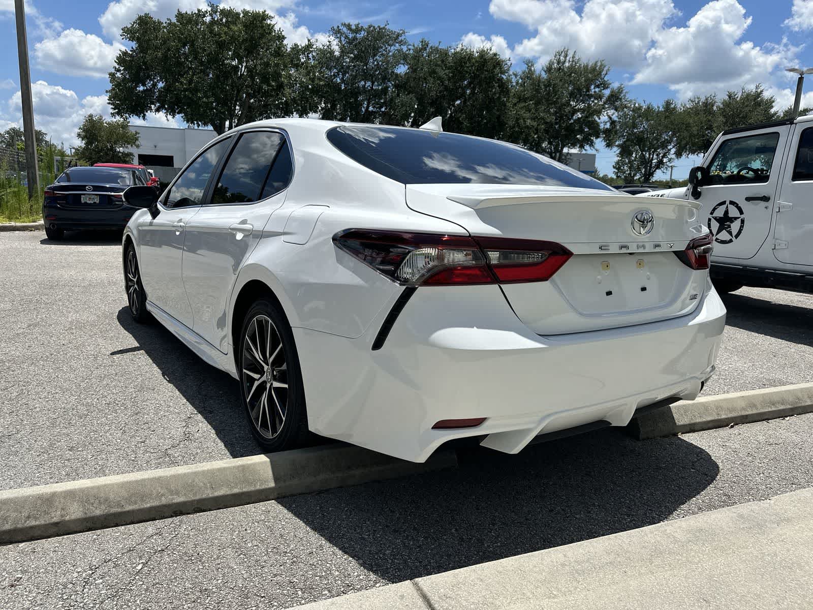 Thumbnail: 2023 Toyota Camry - 4