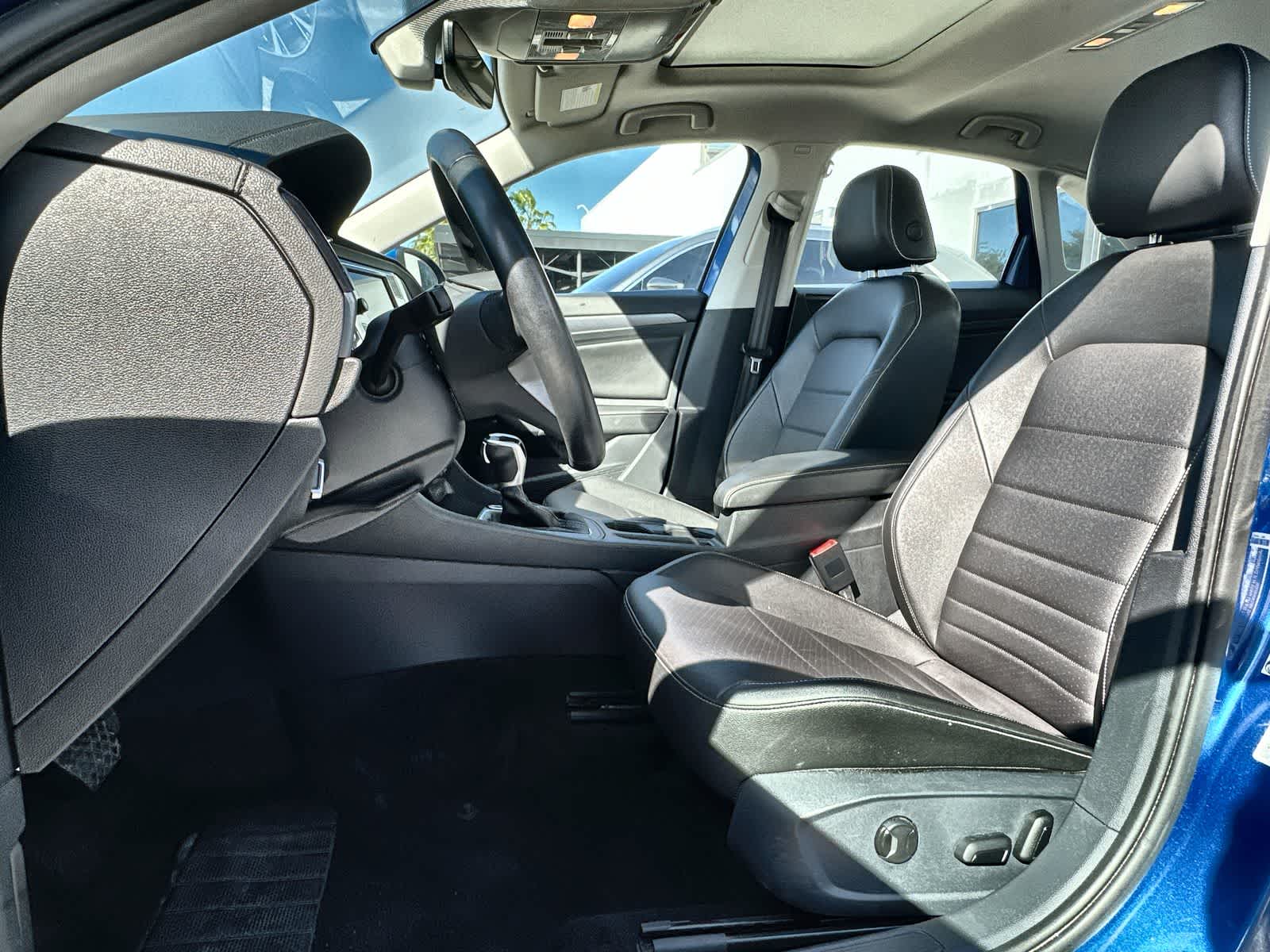 Thumbnail: 2024 Volkswagen Jetta - 11