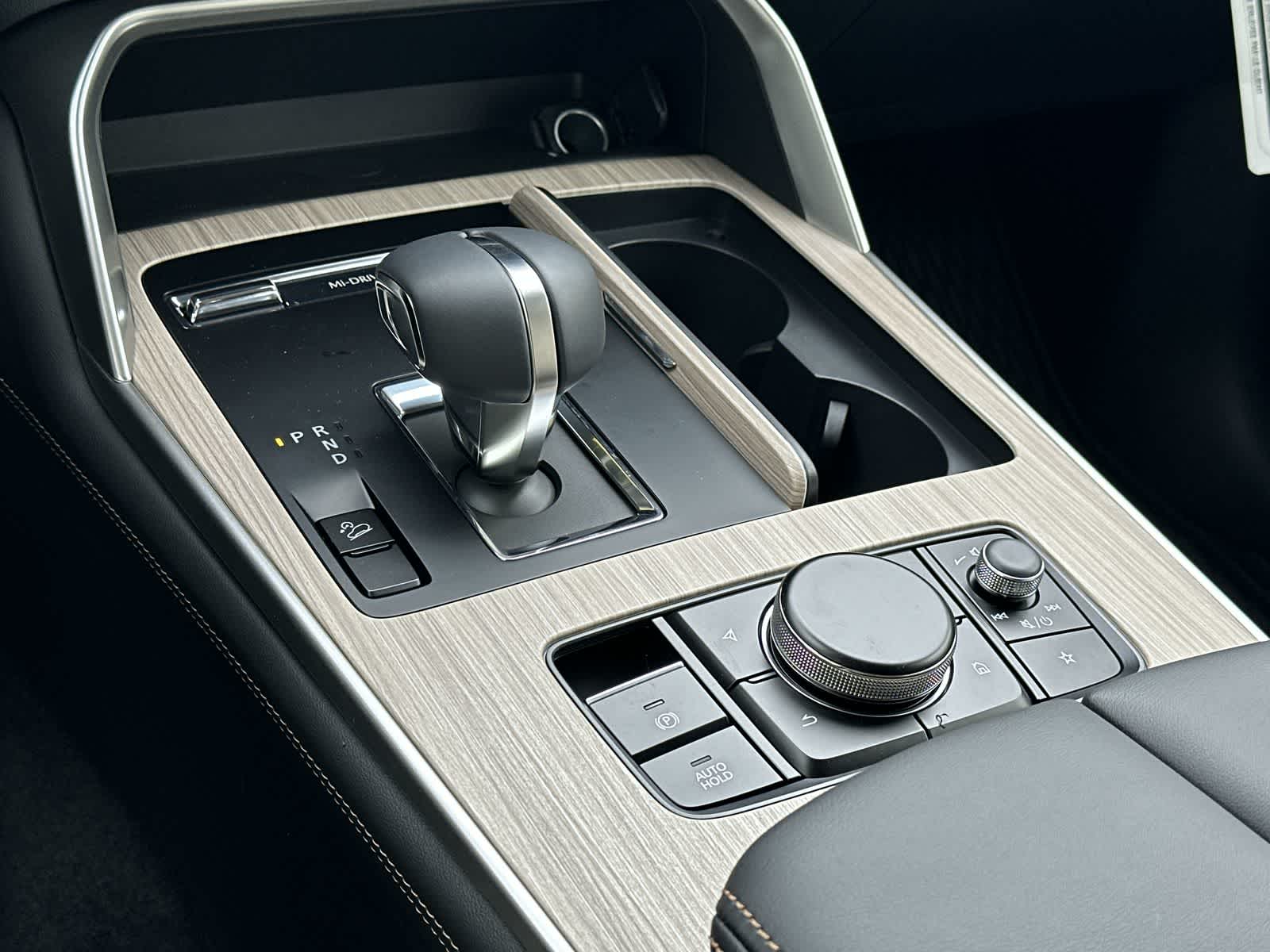 Thumbnail: 2026 Mazda CX-90 - 17