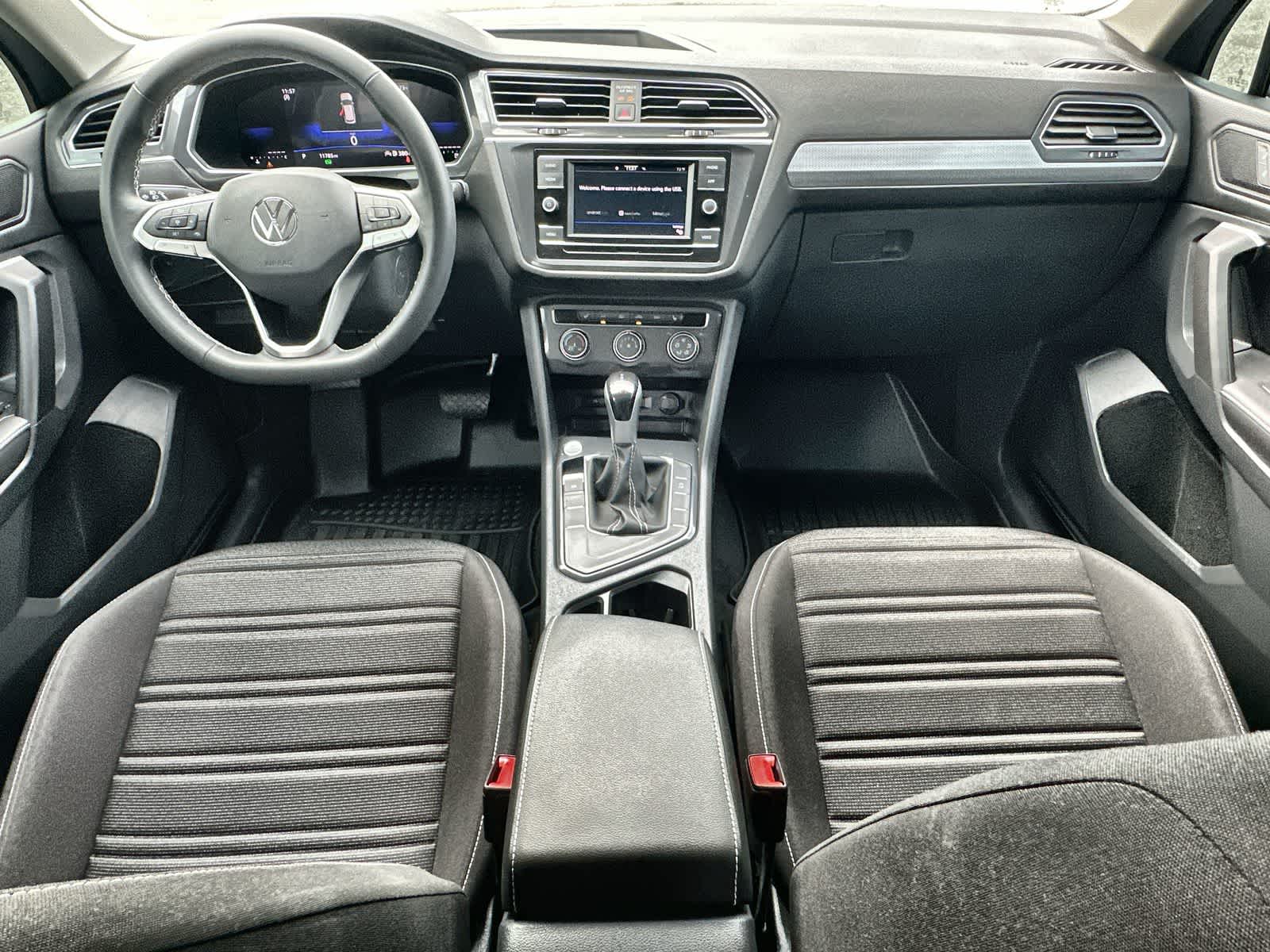 Thumbnail: 2024 Volkswagen Tiguan - 10