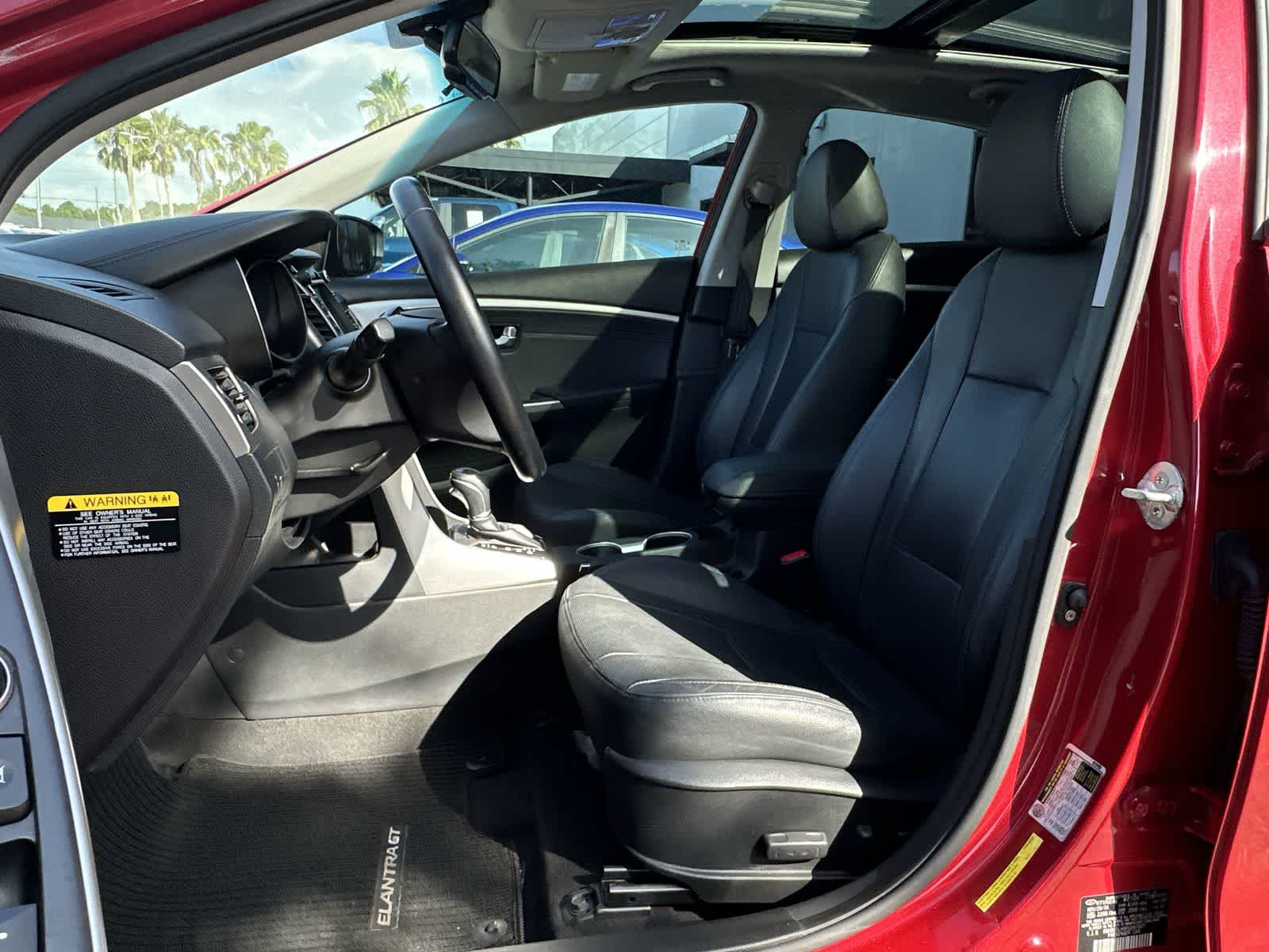 Thumbnail: 2015 Hyundai Elantra - 11