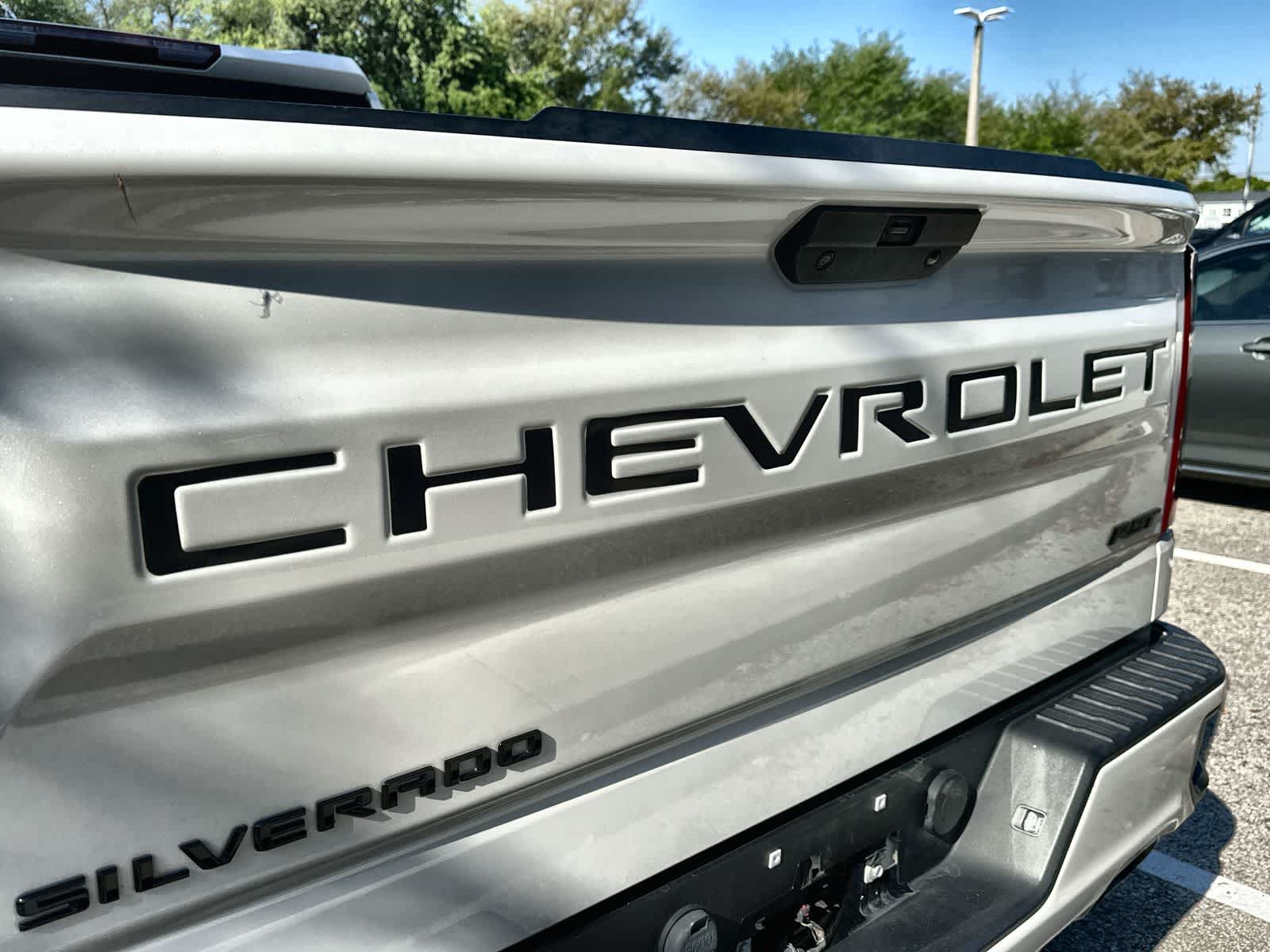 Thumbnail: 2022 Chevrolet Silverado 1500 - 15