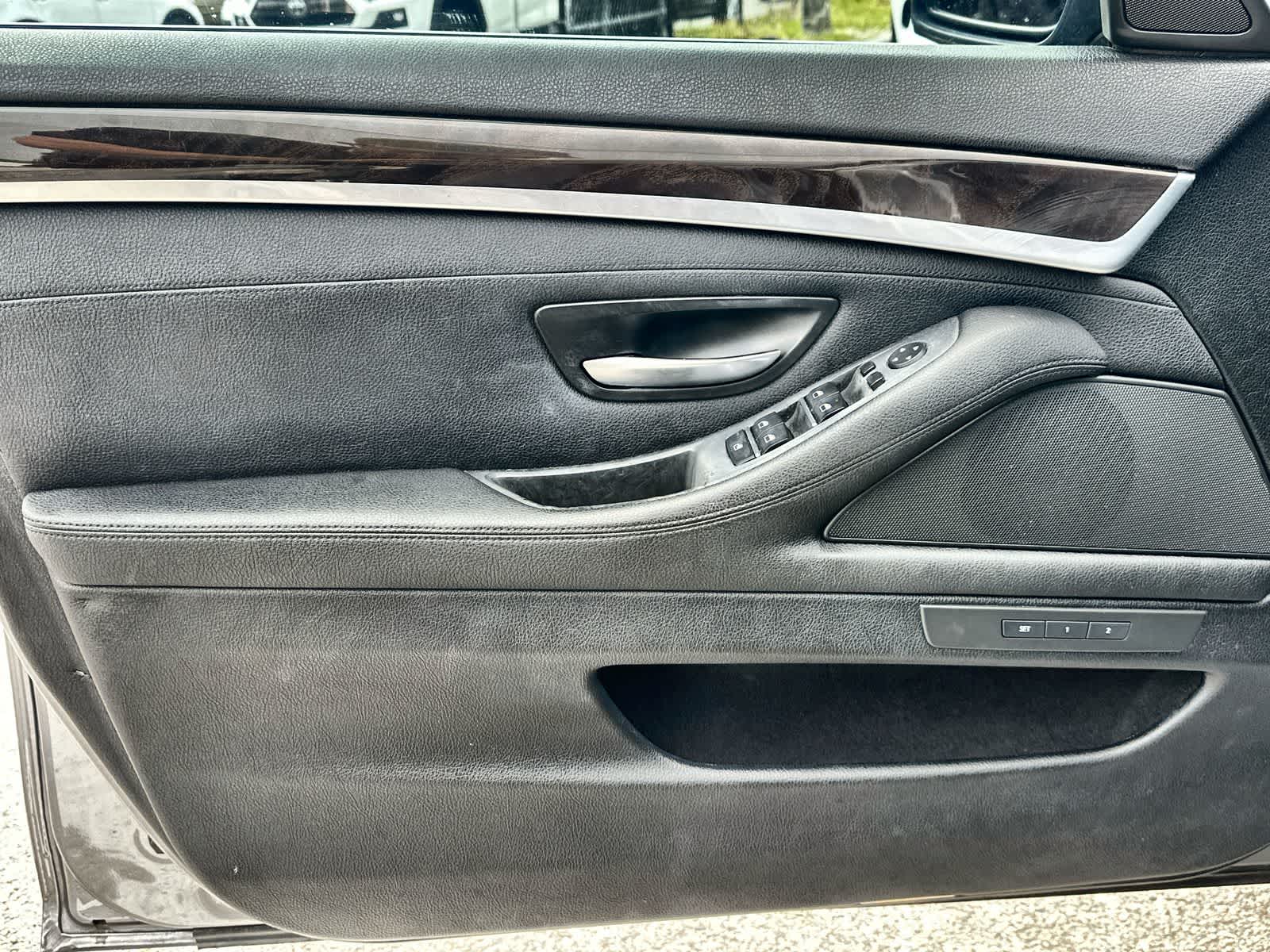 Thumbnail: 2015 BMW 5 Series - 27