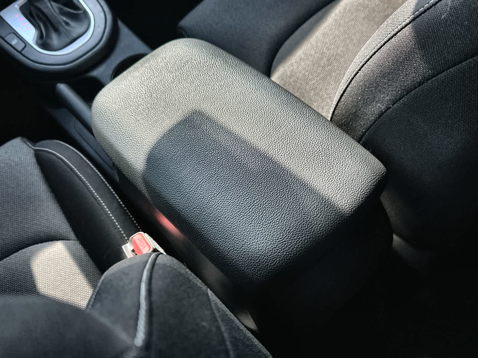 Thumbnail: 2023 Kia Forte - 22