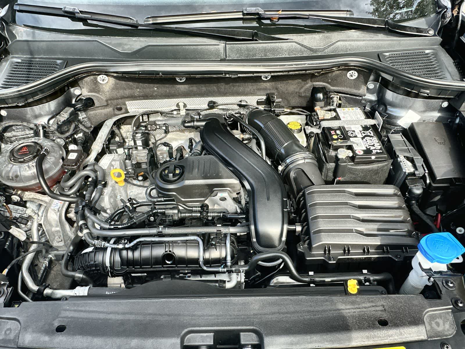 Thumbnail: 2024 Volkswagen Taos - 9