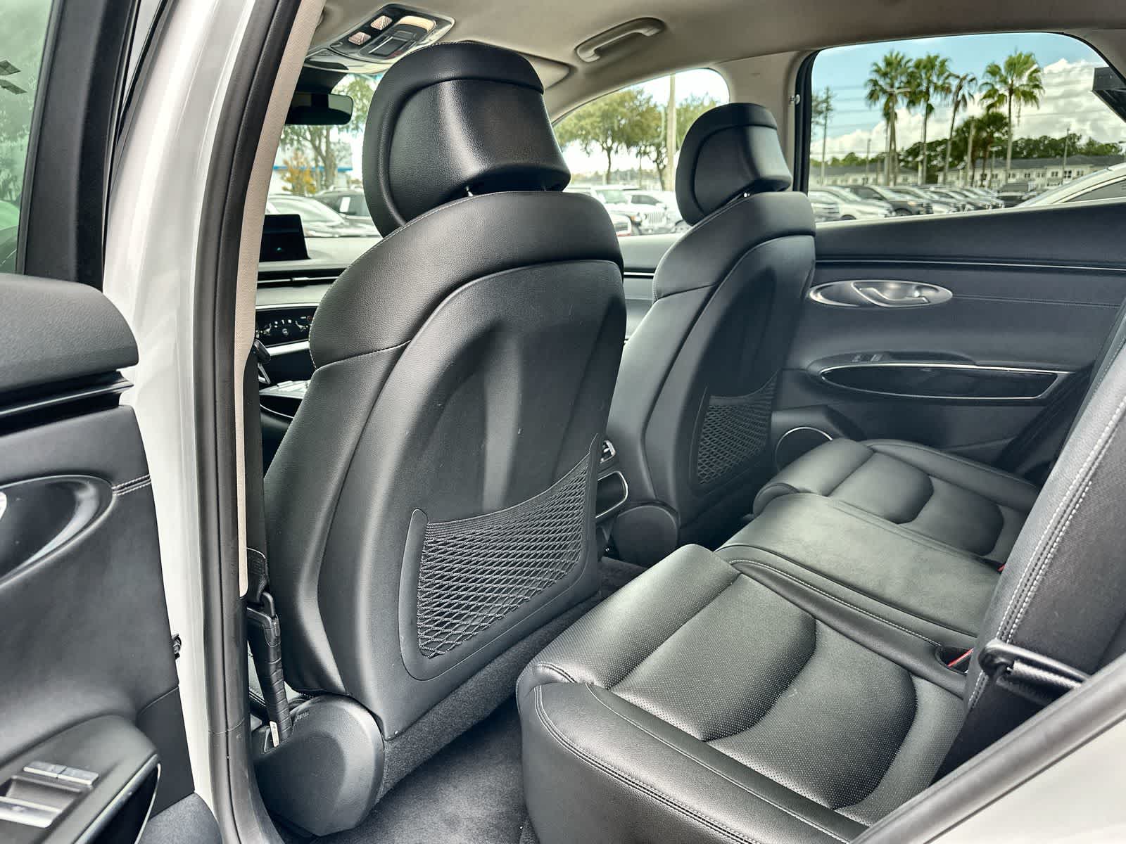 Thumbnail: 2025 Genesis GV70 - 12