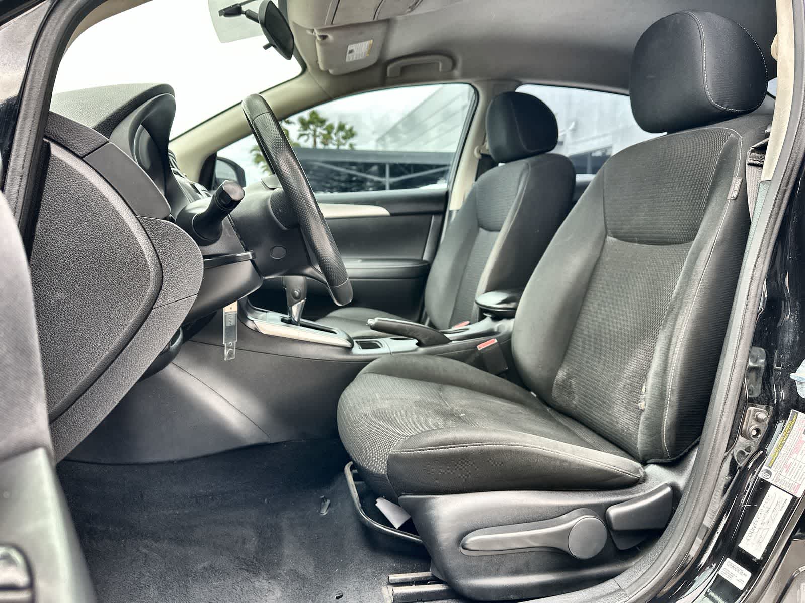 Thumbnail: 2019 Nissan Sentra - 11