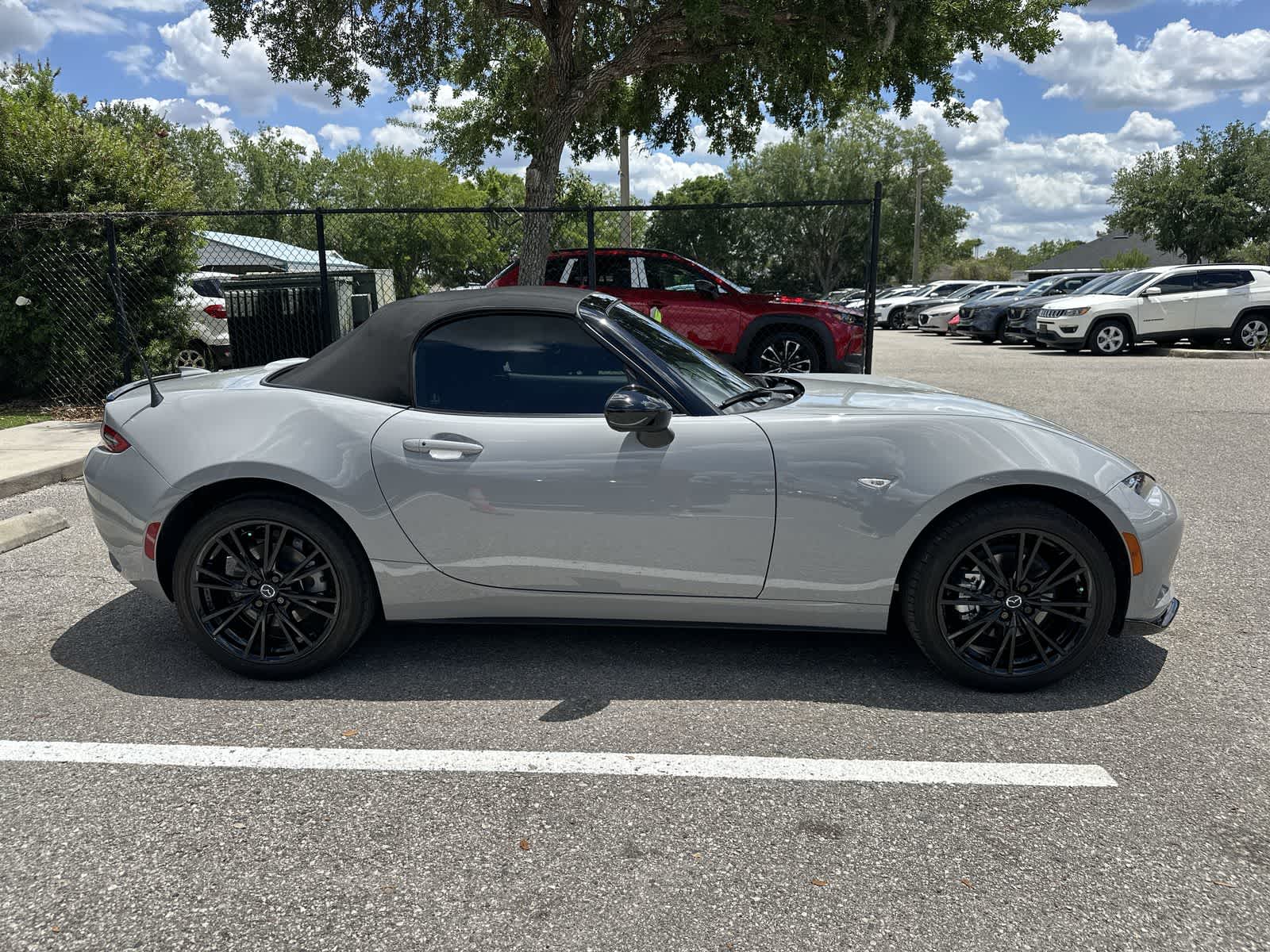 Thumbnail: 2025 Mazda MX-5 Miata - 9