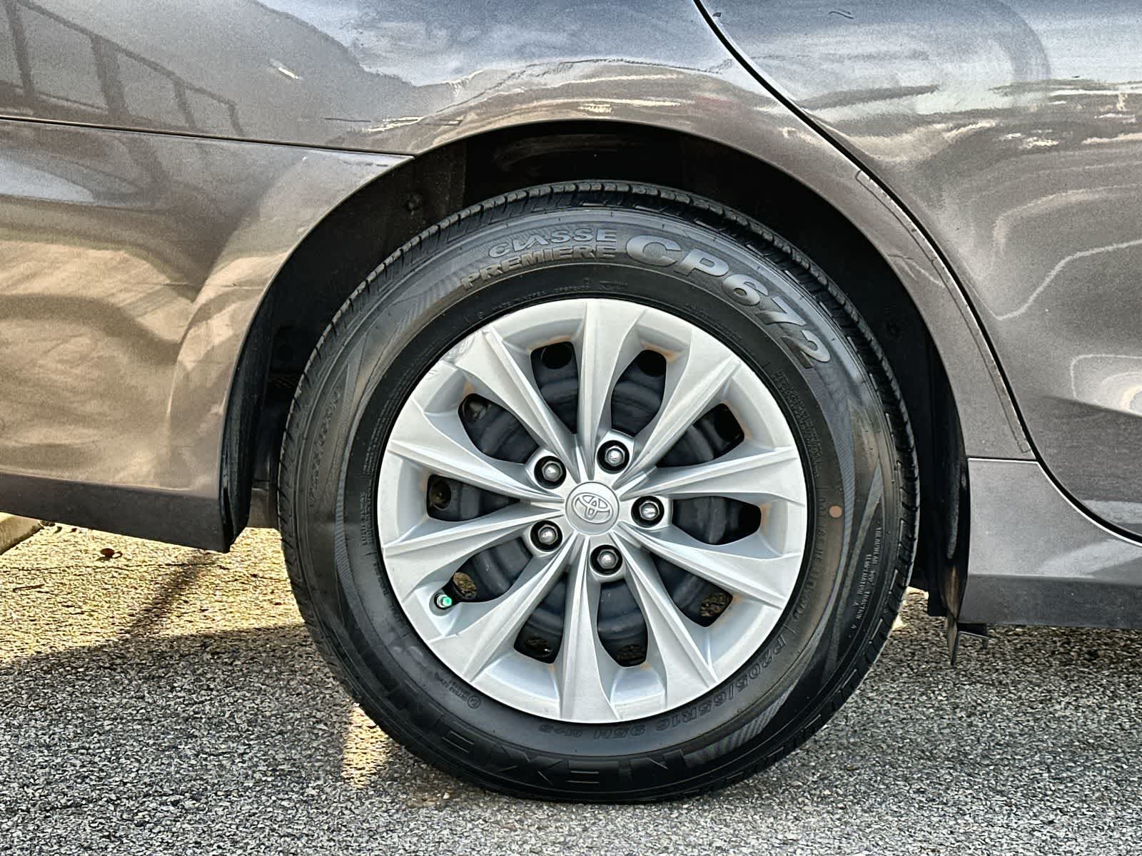 Thumbnail: 2015 Toyota Camry - 8