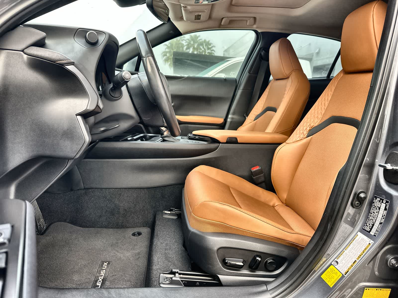 Thumbnail: 2021 Lexus UX - 11