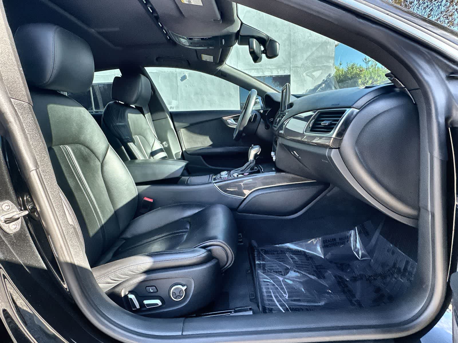 Thumbnail: 2018 Audi S7 - 14