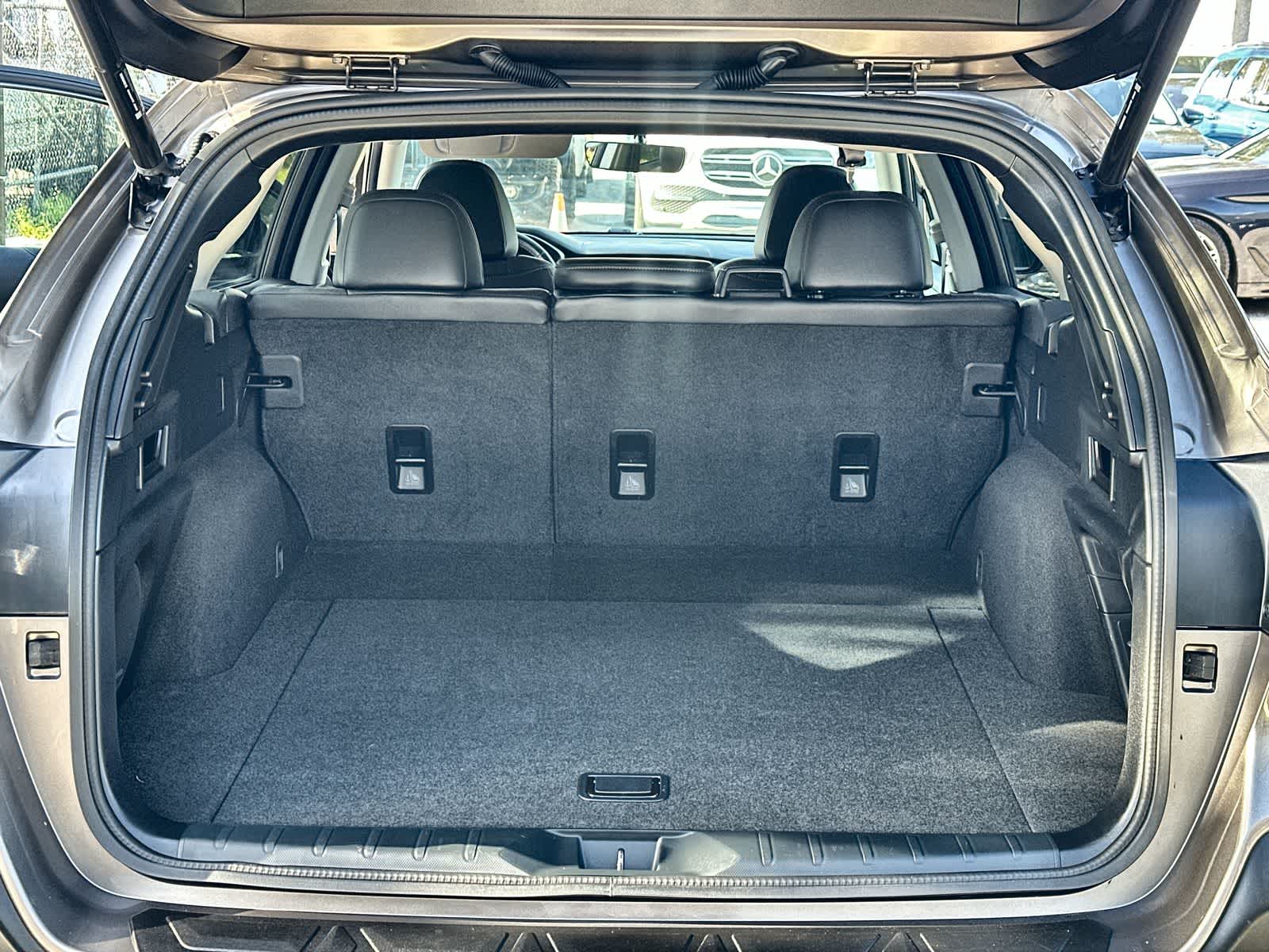 Thumbnail: 2022 Subaru Outback - 17