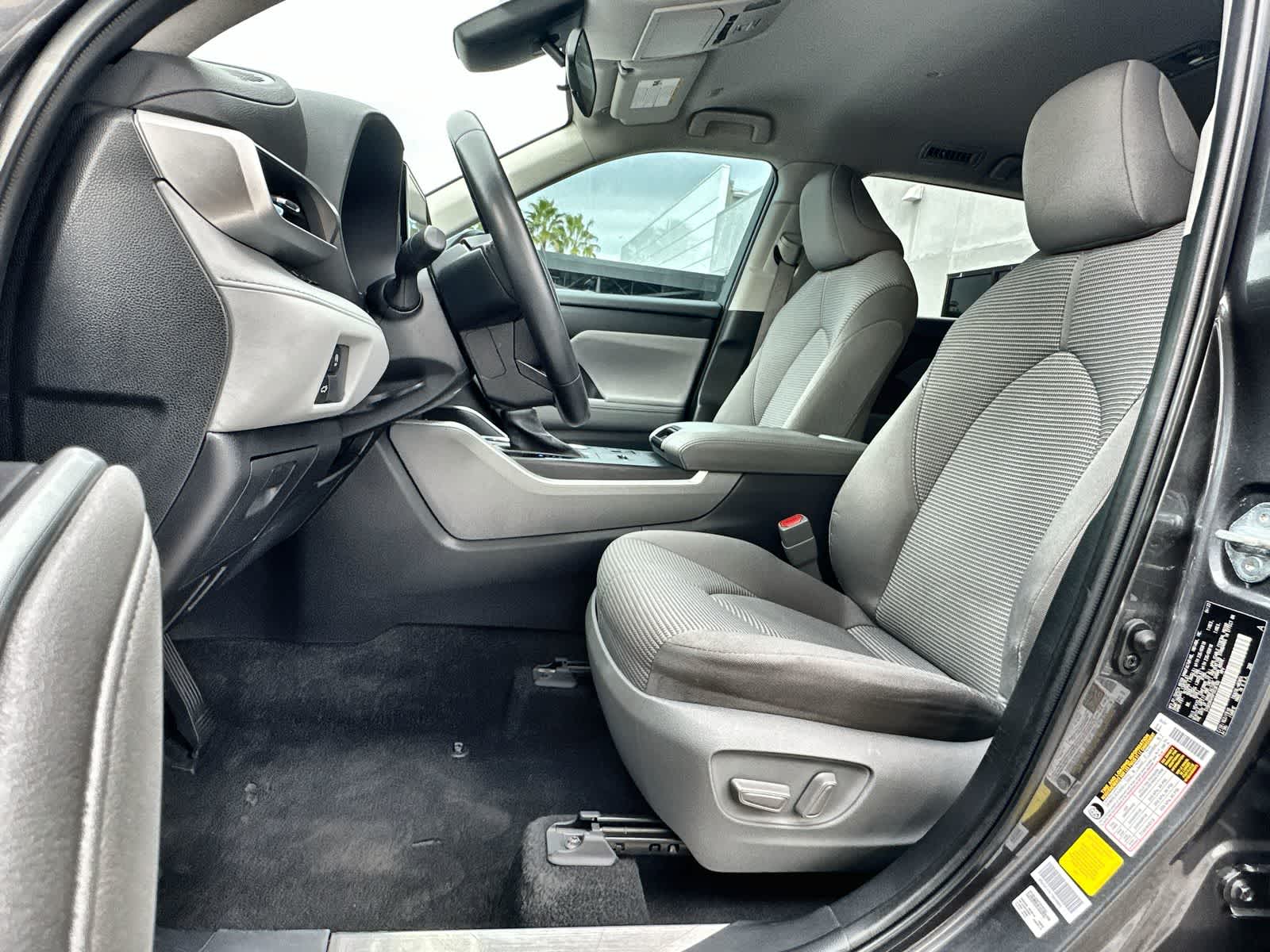 Thumbnail: 2023 Toyota Highlander - 11