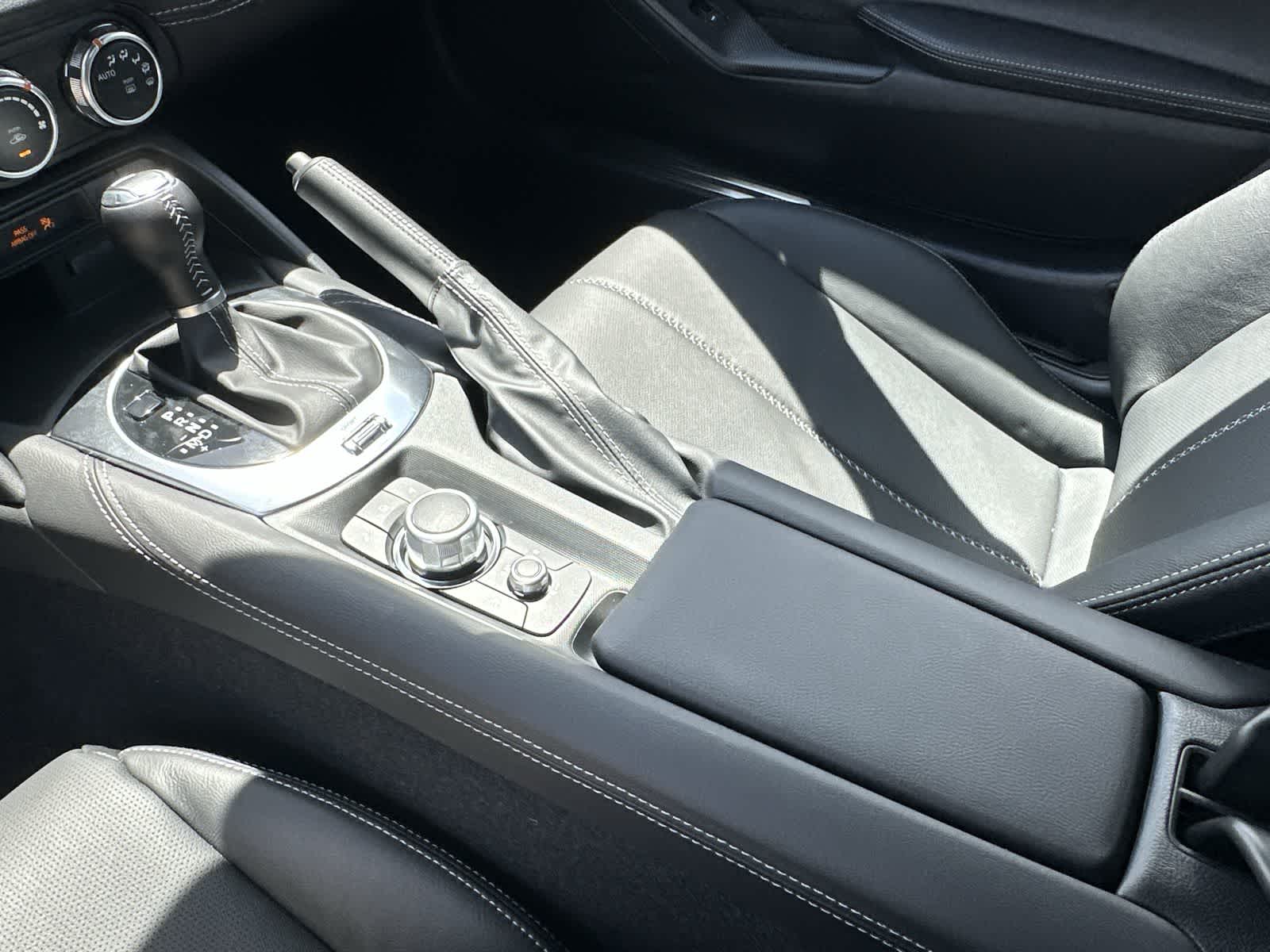 Thumbnail: 2025 Mazda MX-5 Miata - 16