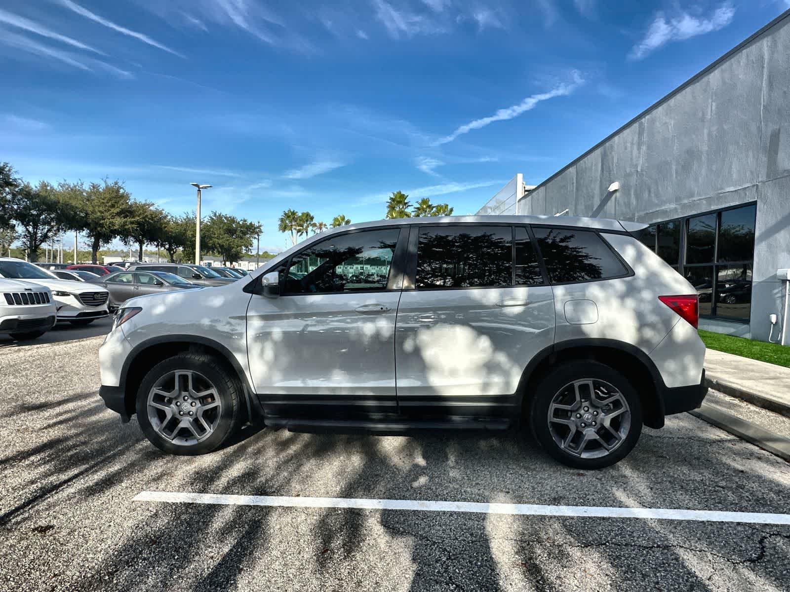 Thumbnail: 2023 Honda Passport - 3