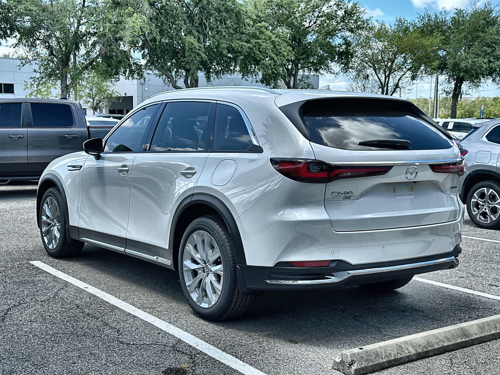 Thumbnail: 2026 Mazda CX-90 - 5