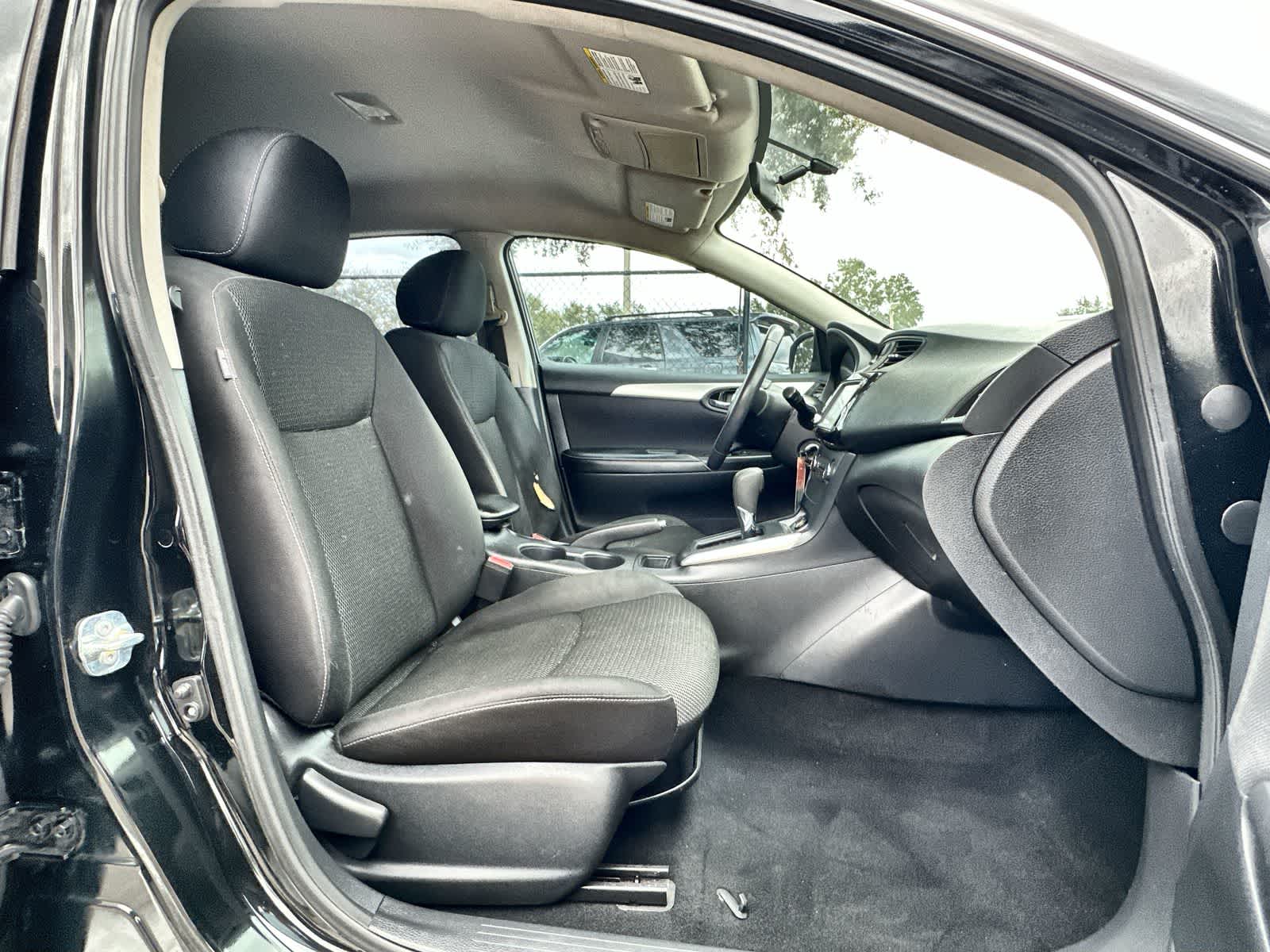 Thumbnail: 2019 Nissan Sentra - 14