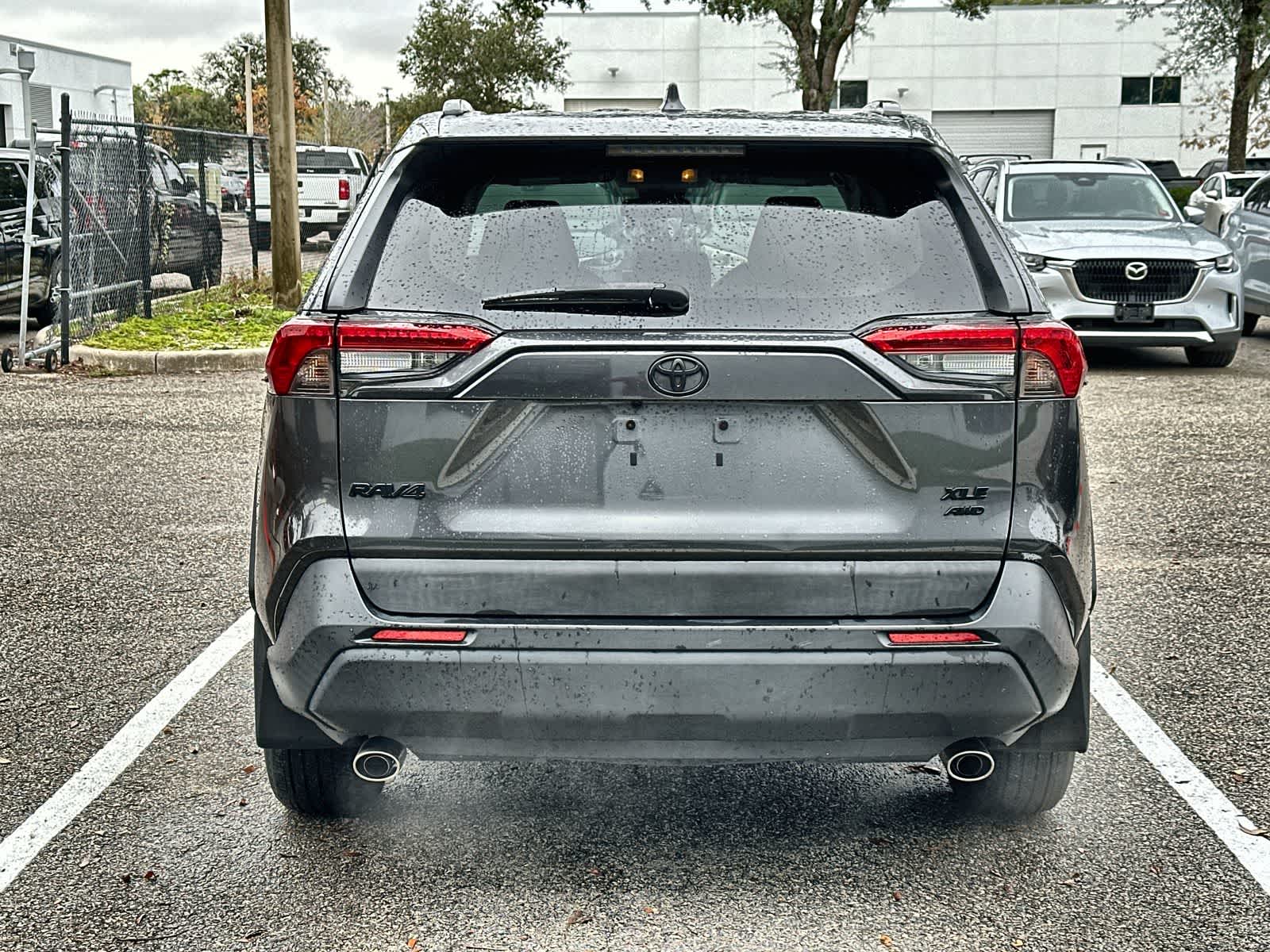 Thumbnail: 2021 Toyota RAV4 - 5