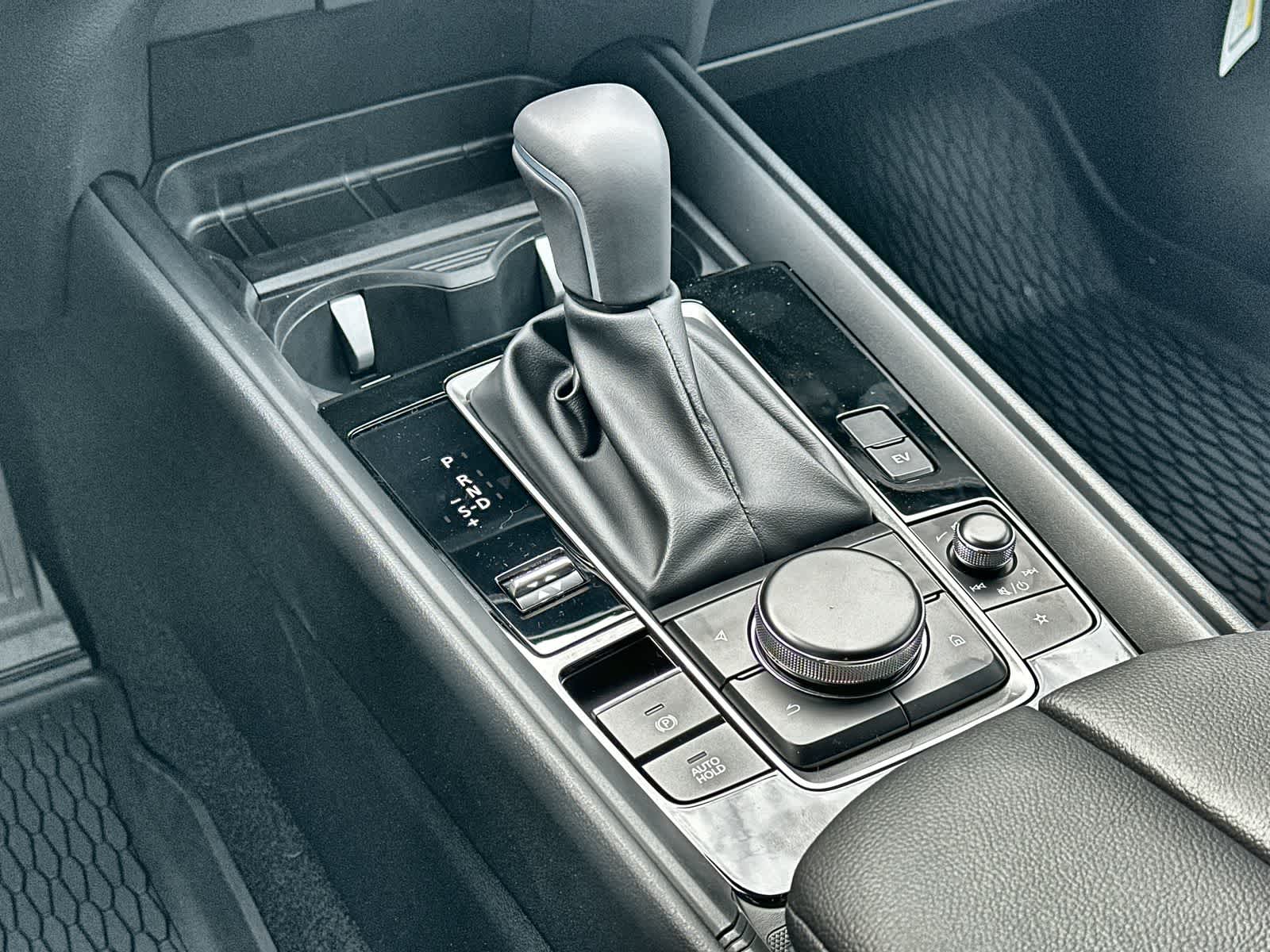 Thumbnail: 2026 Mazda CX-50 - 17