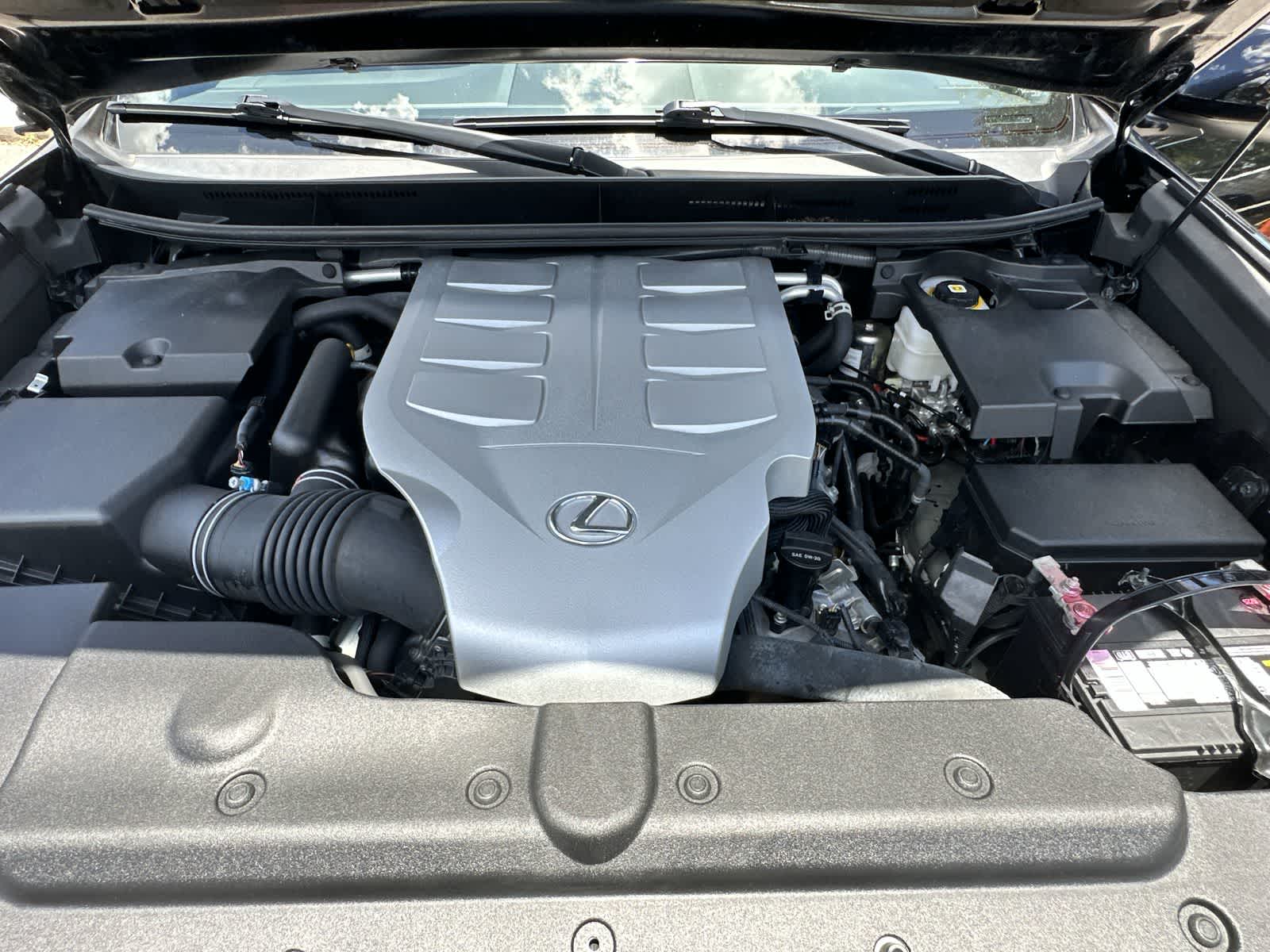 Thumbnail: 2023 Lexus GX - 9