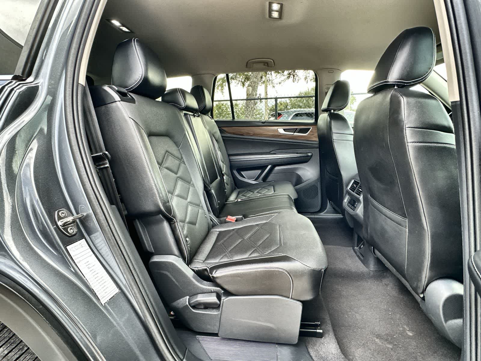 Thumbnail: 2024 Volkswagen Atlas - 19