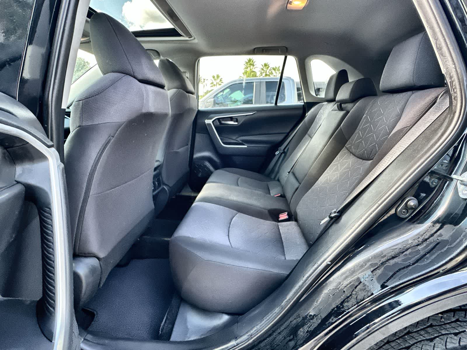 Thumbnail: 2019 Toyota RAV4 - 13