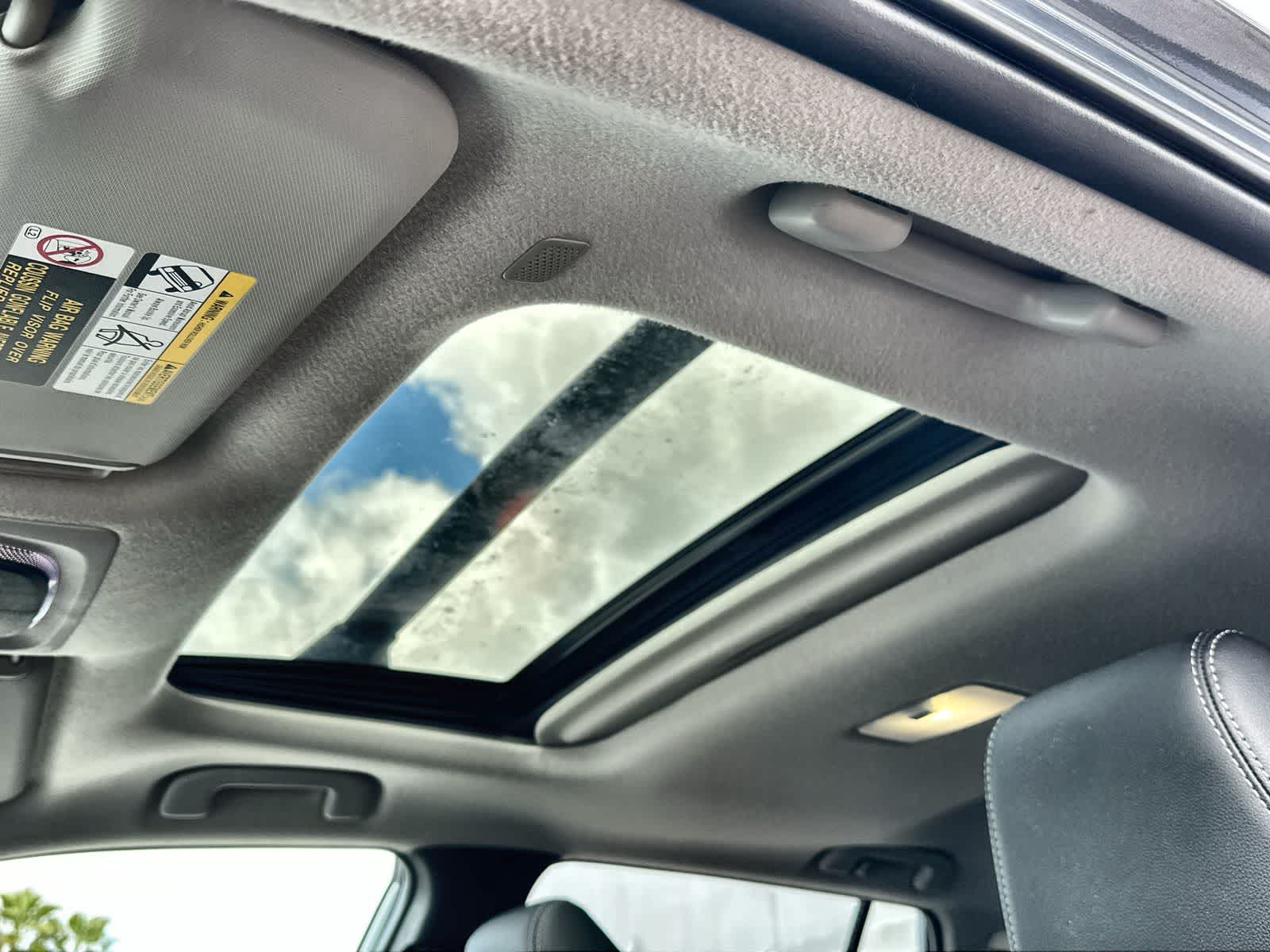 Thumbnail: 2022 Toyota Corolla Cross - 28