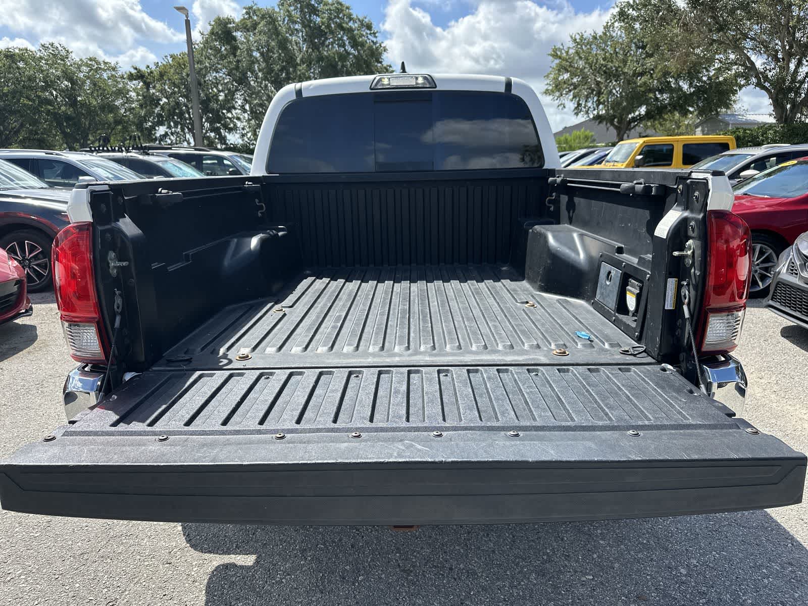 2019 Toyota Tacoma TRD Off-Road 19
