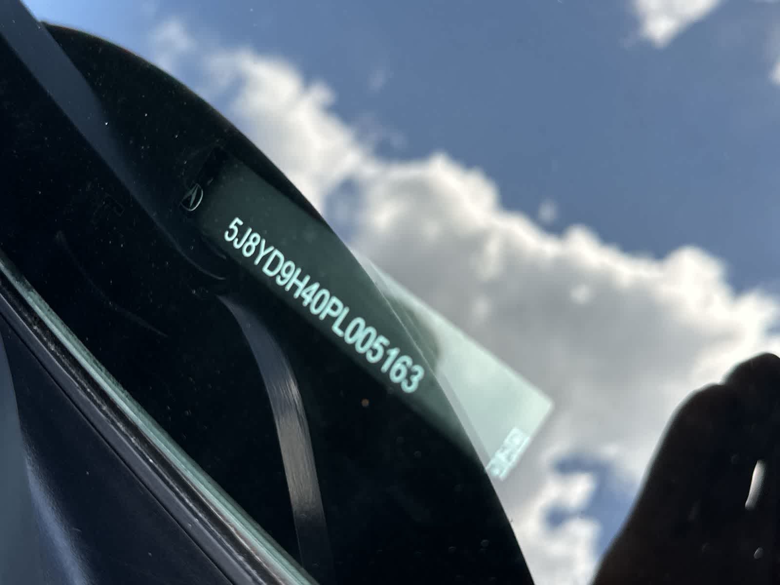 Thumbnail: 2023 Acura MDX - 21