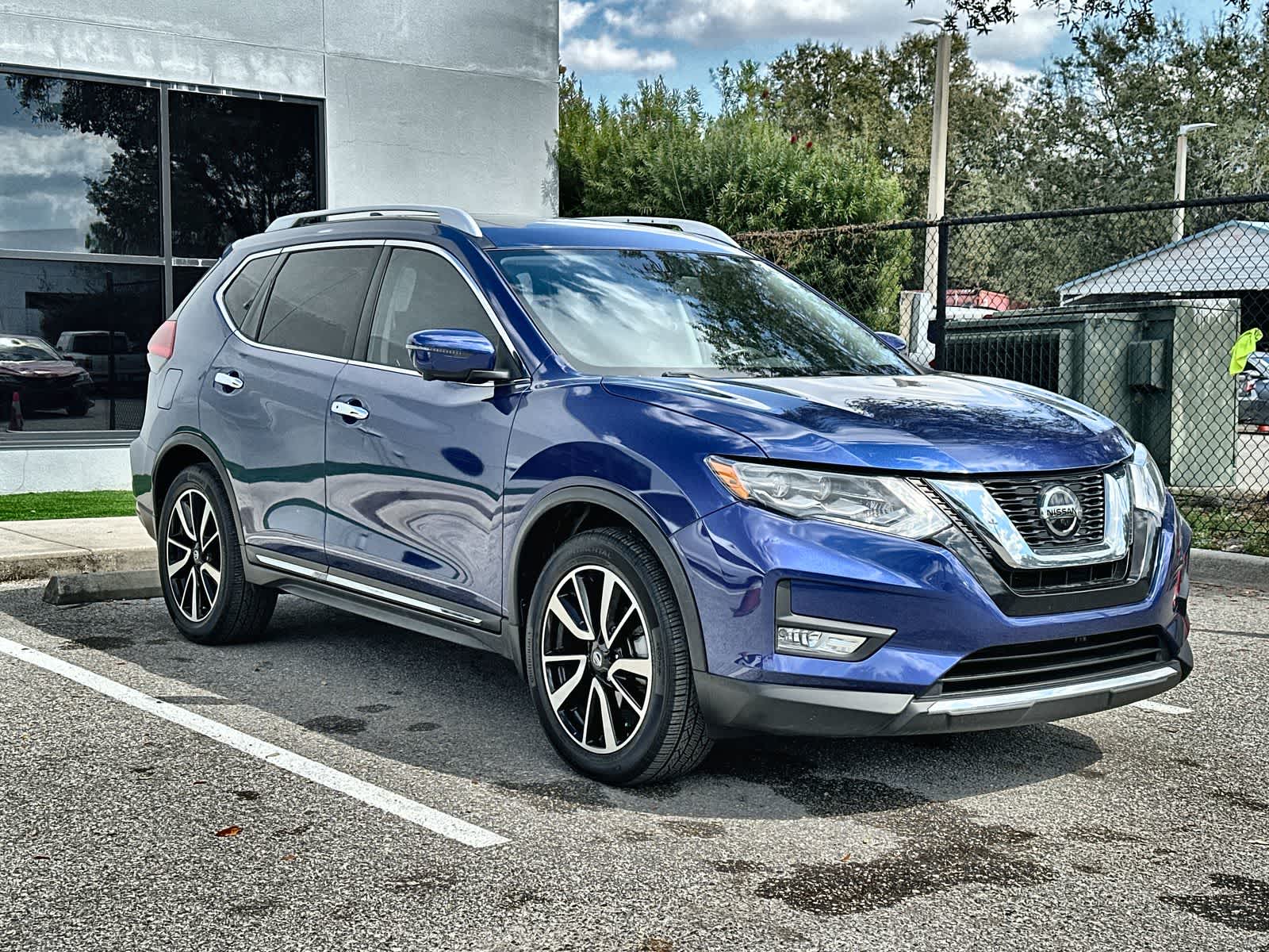 Thumbnail: 2018 Nissan Rogue - 11