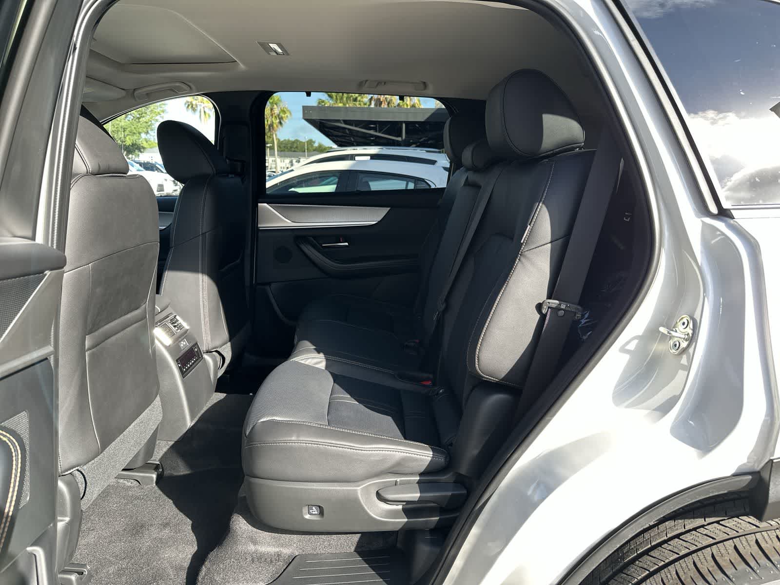 Thumbnail: 2026 Mazda CX-90 - 4