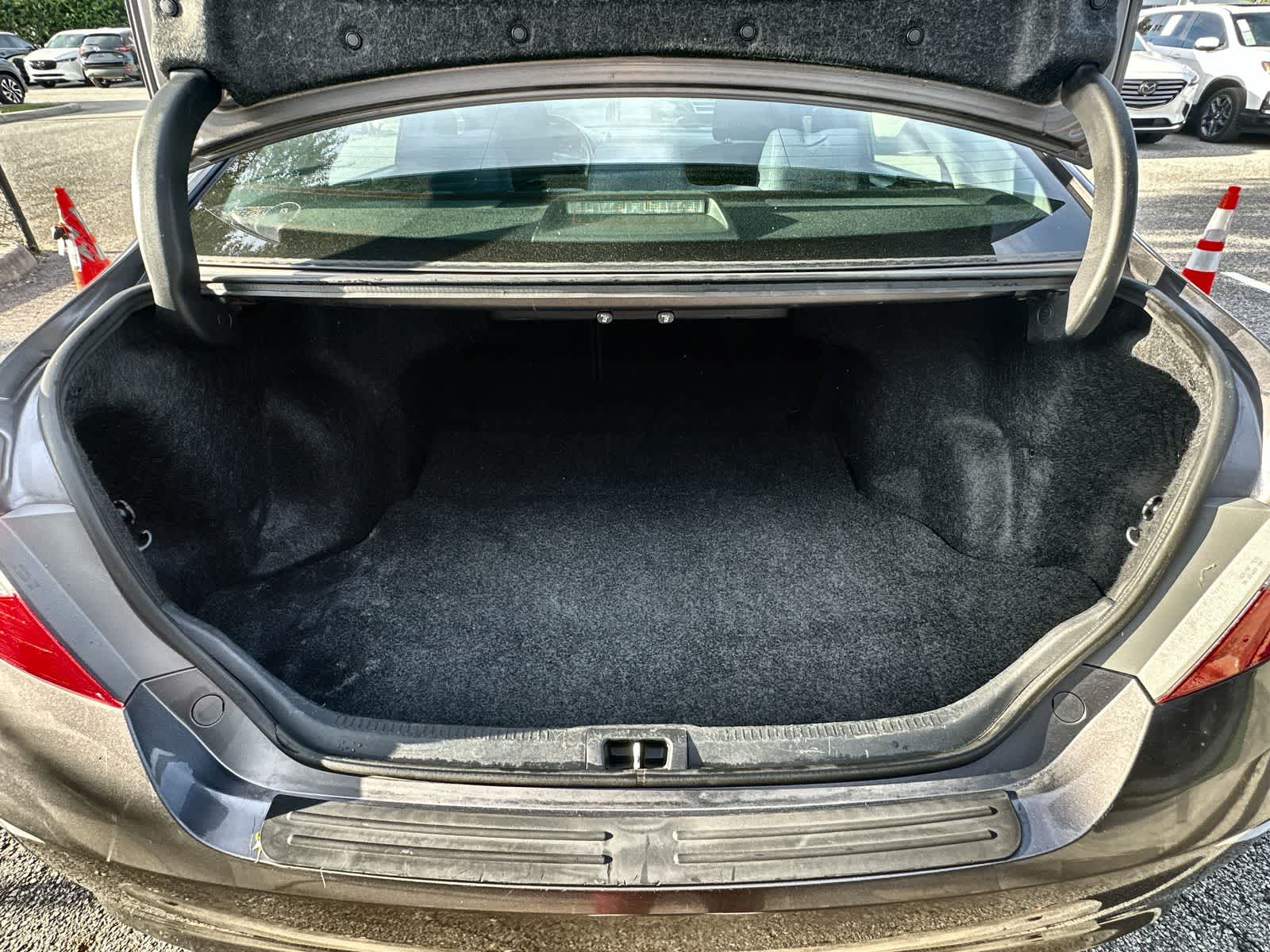 Thumbnail: 2015 Toyota Camry - 19