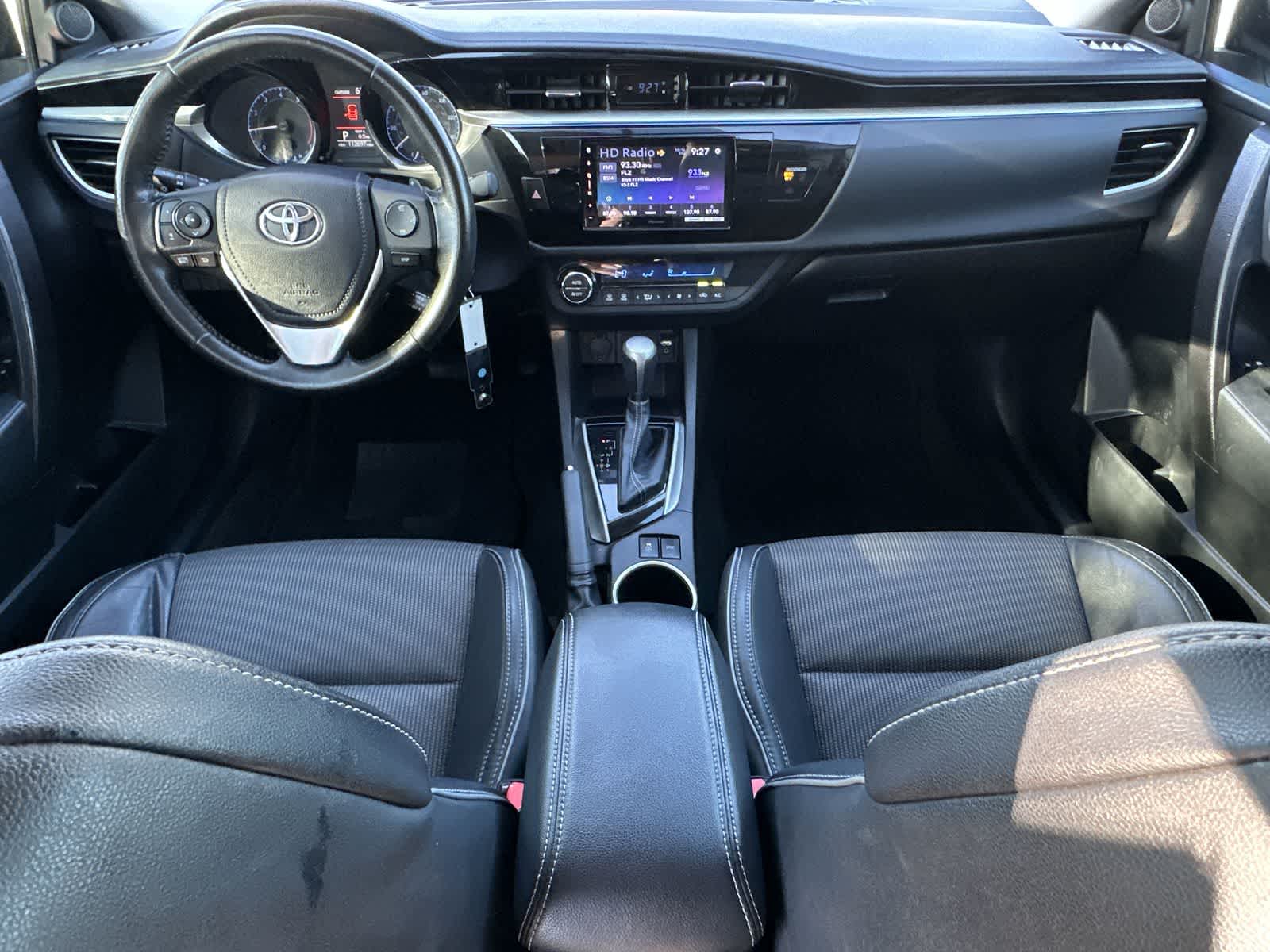 Thumbnail: 2015 Toyota Corolla - 10