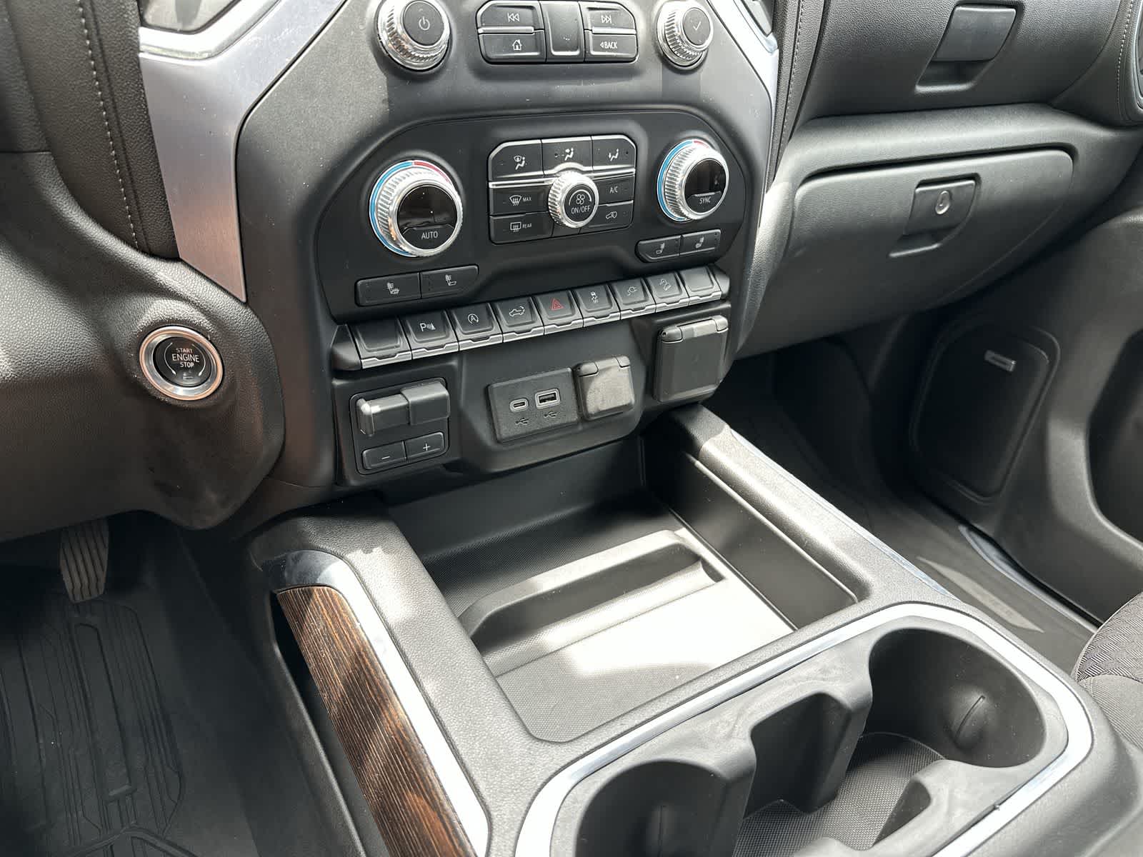 Thumbnail: 2020 GMC Sierra 1500 - 22
