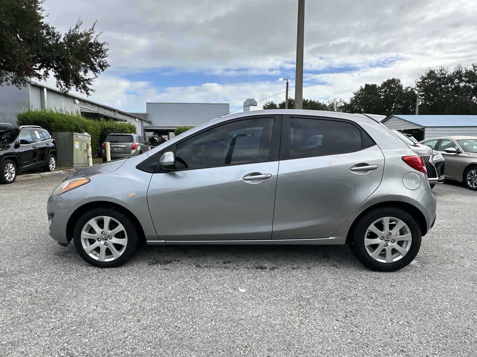 Thumbnail: 2013 Mazda Mazda2 - 3