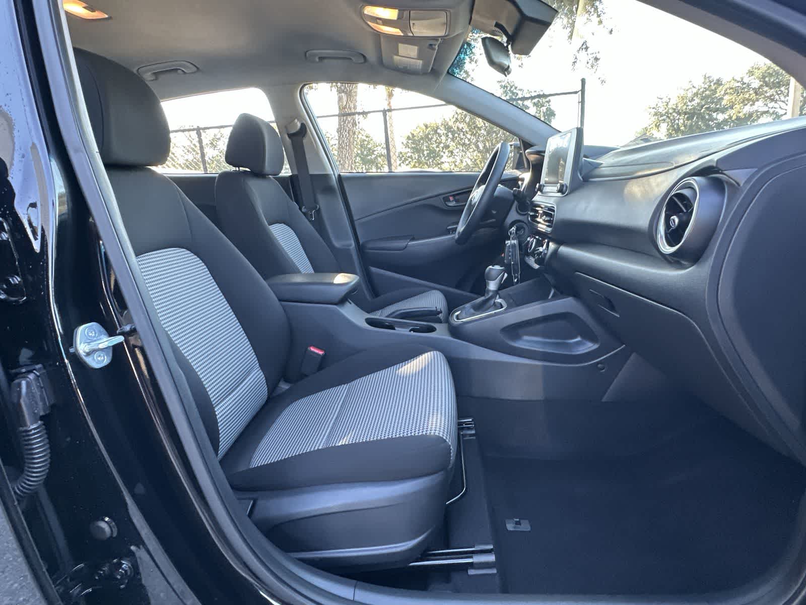 Thumbnail: 2023 Hyundai Kona - 14