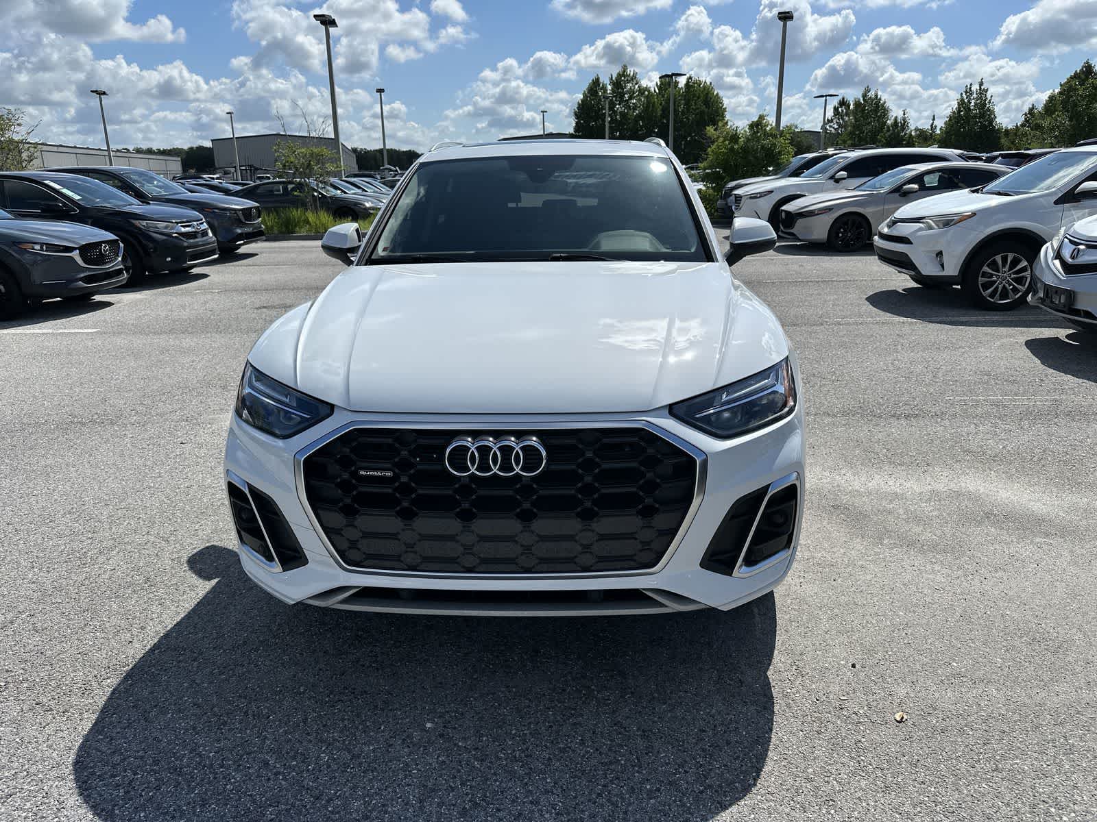 Thumbnail: 2023 Audi Q5 - 11