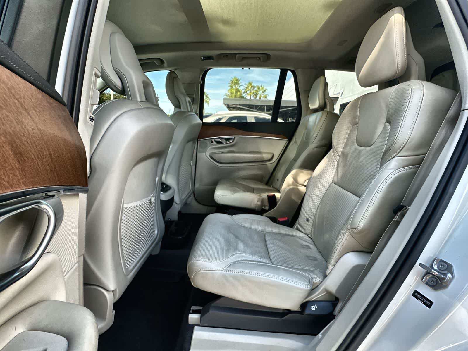 Thumbnail: 2020 Volvo XC90 - 13