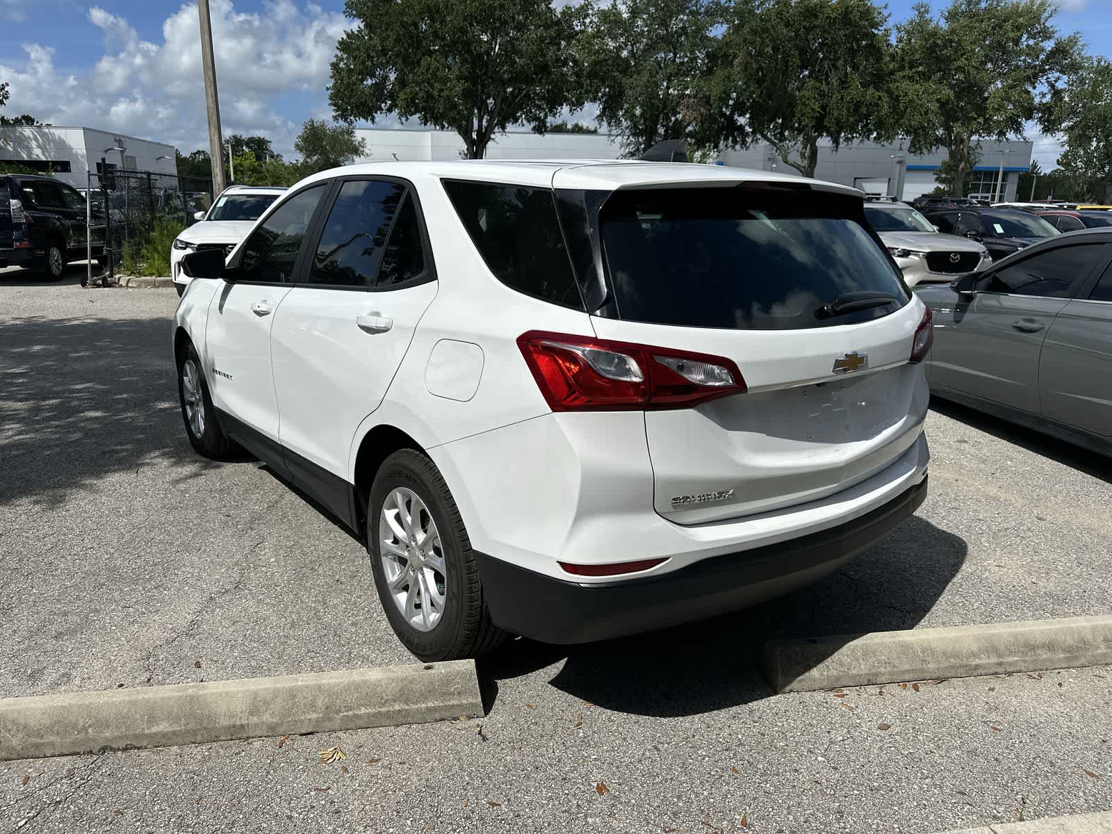 2020 Chevrolet Equinox LS 4