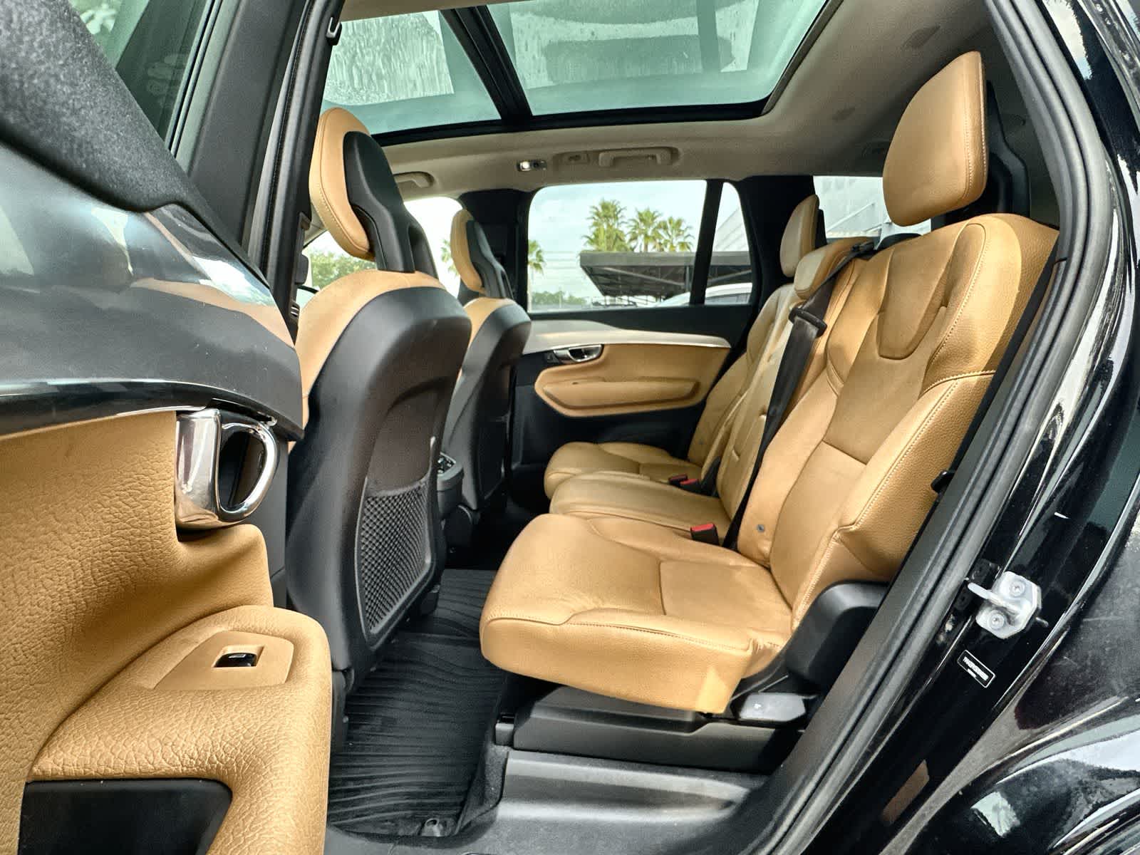 Thumbnail: 2016 Volvo XC90 - 13