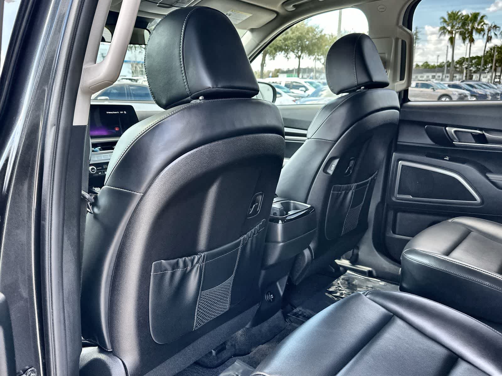 Thumbnail: 2024 Kia Telluride - 18