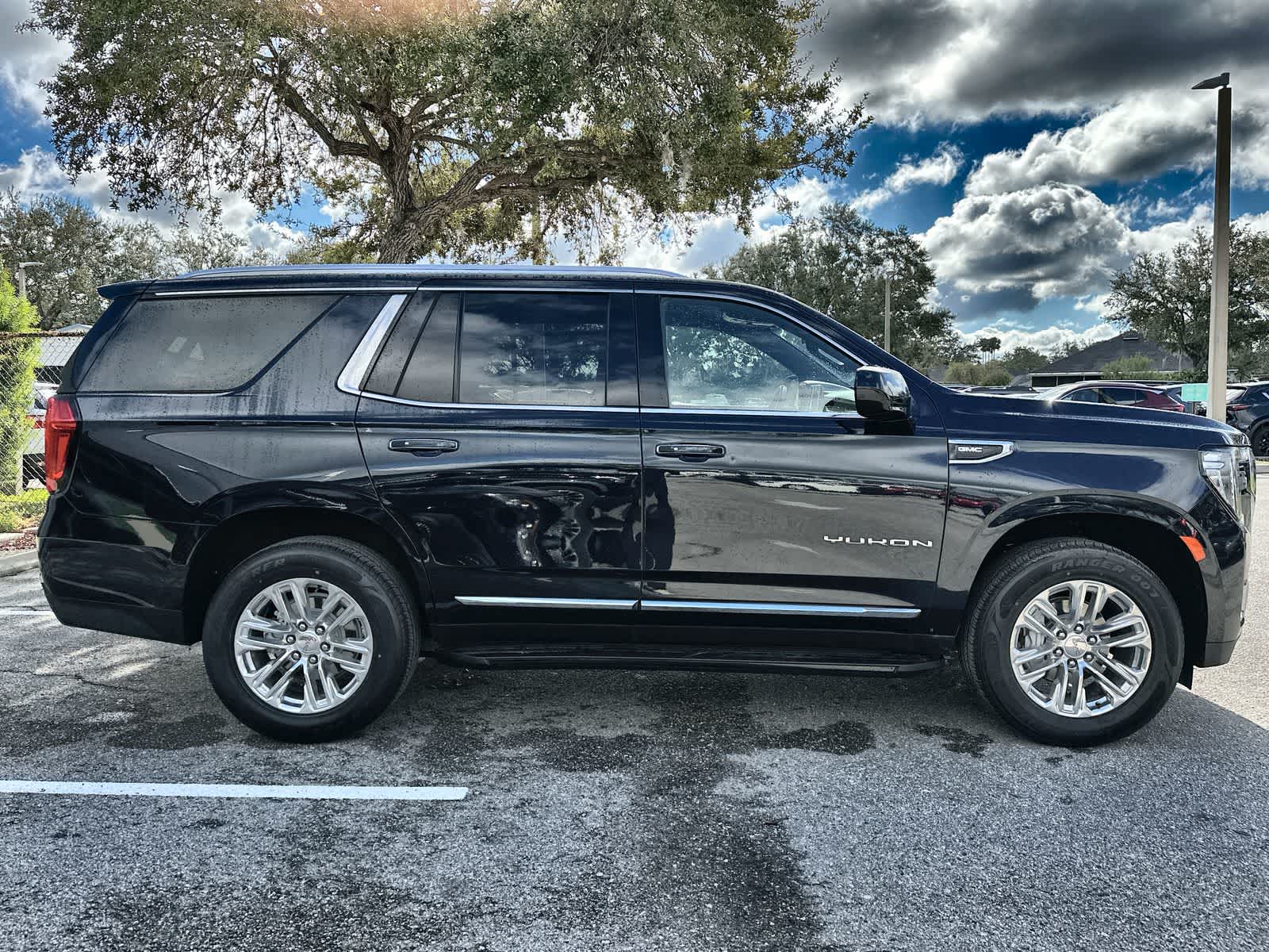 Thumbnail: 2024 GMC Yukon - 10