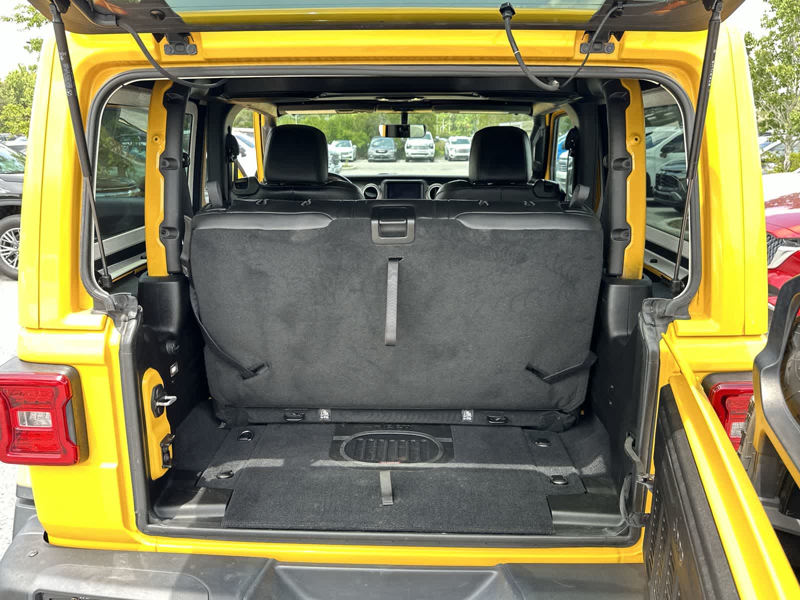 2019 Jeep Wrangler Rubicon 19