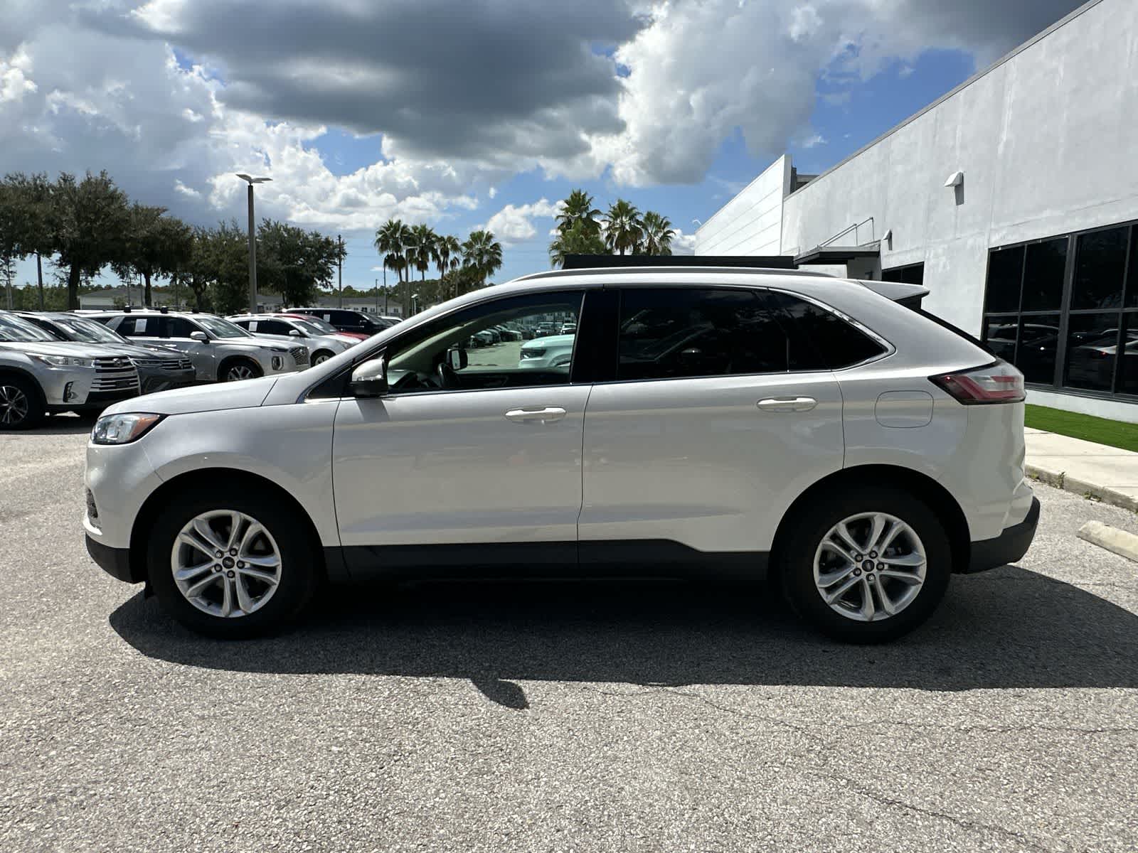 Thumbnail: 2019 Ford Edge - 3