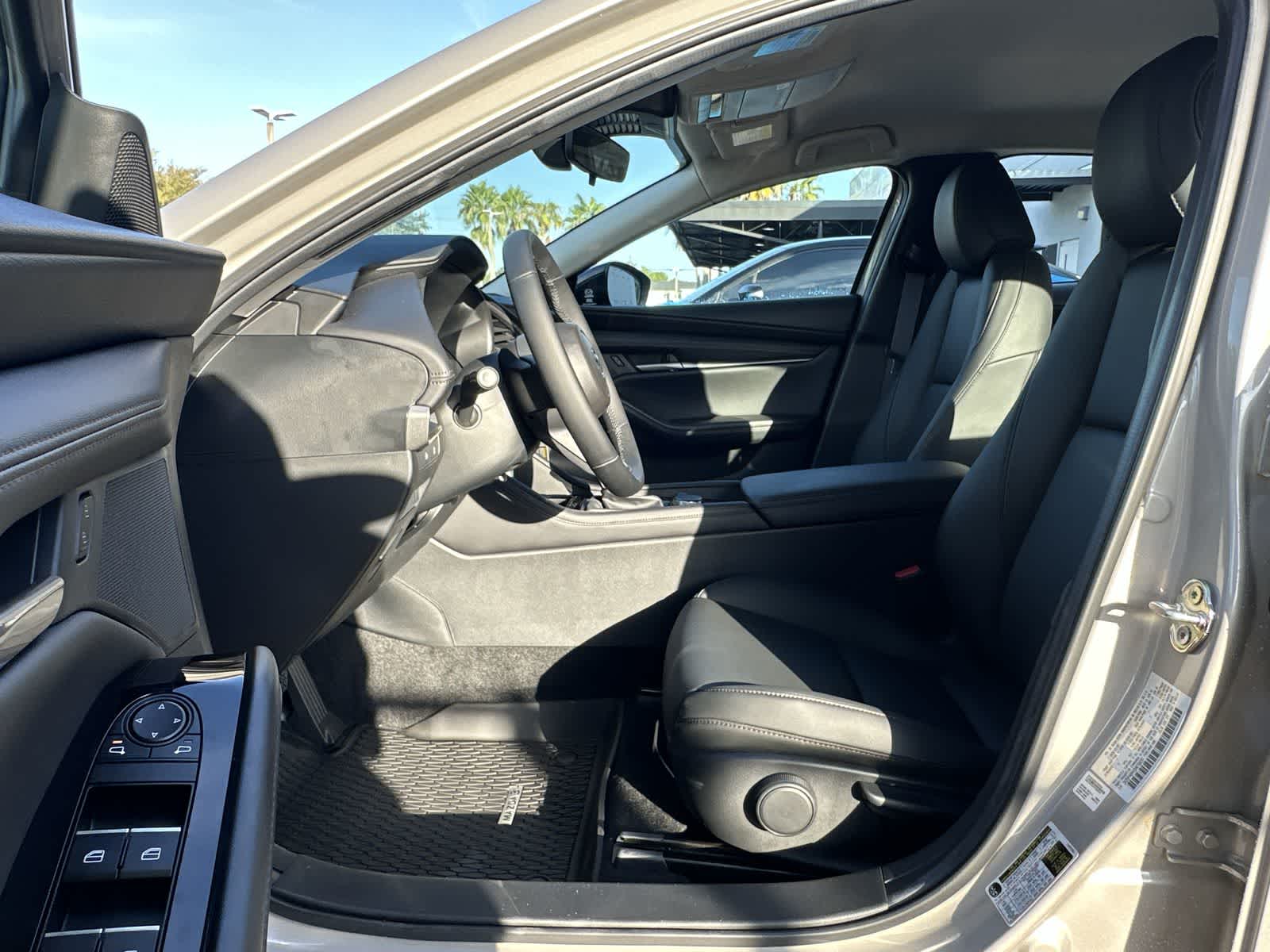 Thumbnail: 2025 Mazda Mazda3 - 2