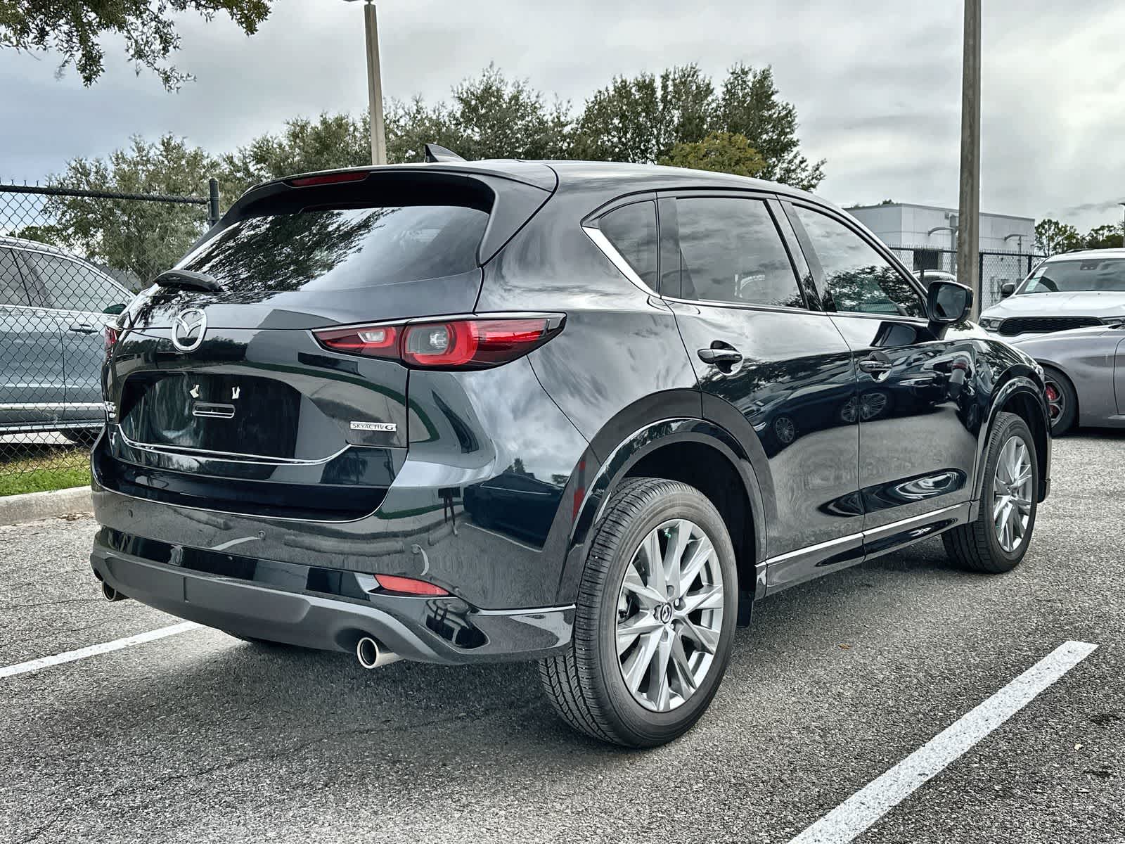 Thumbnail: 2025 Mazda CX-5 - 8